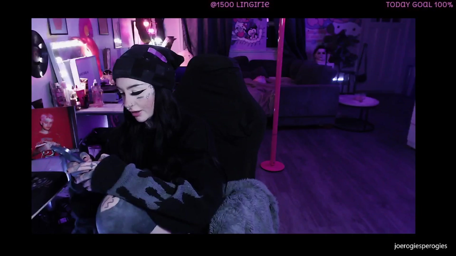 Gallery image thumbnail from Tattoobambi's myfreecams stream on, 01/14/2026, 02:31 image 8 of 20