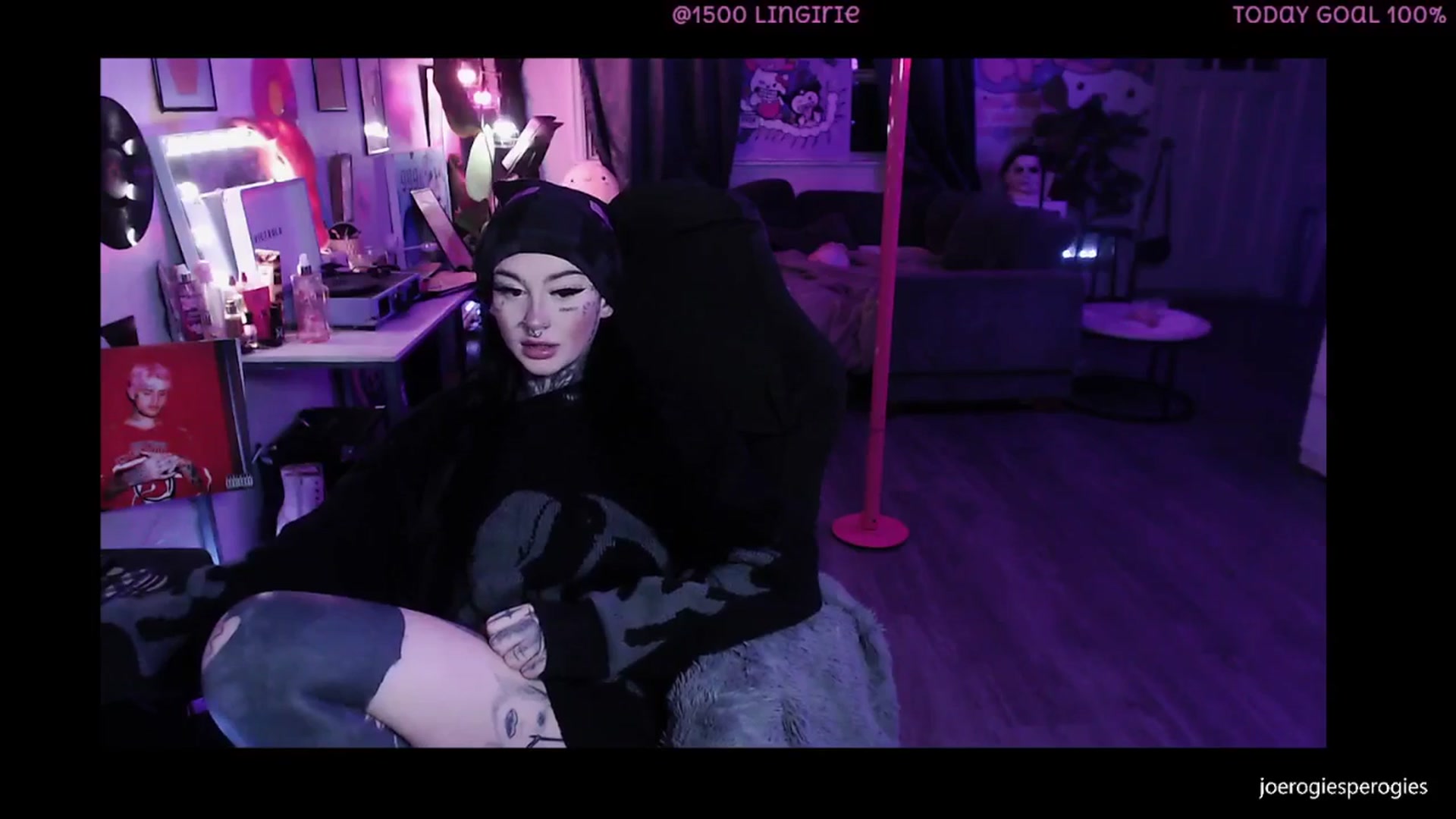 Gallery image thumbnail from Tattoobambi's myfreecams stream on, 01/14/2026, 02:31 image 15 of 20