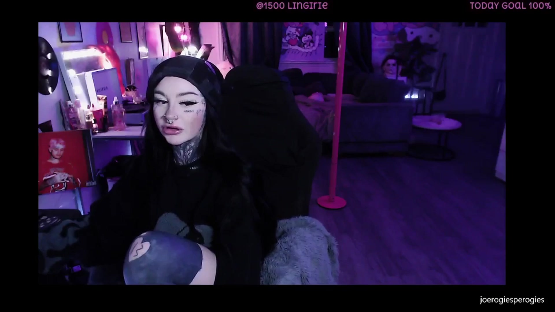 Gallery image thumbnail from Tattoobambi's myfreecams stream on, 01/14/2026, 02:31 image 9 of 20