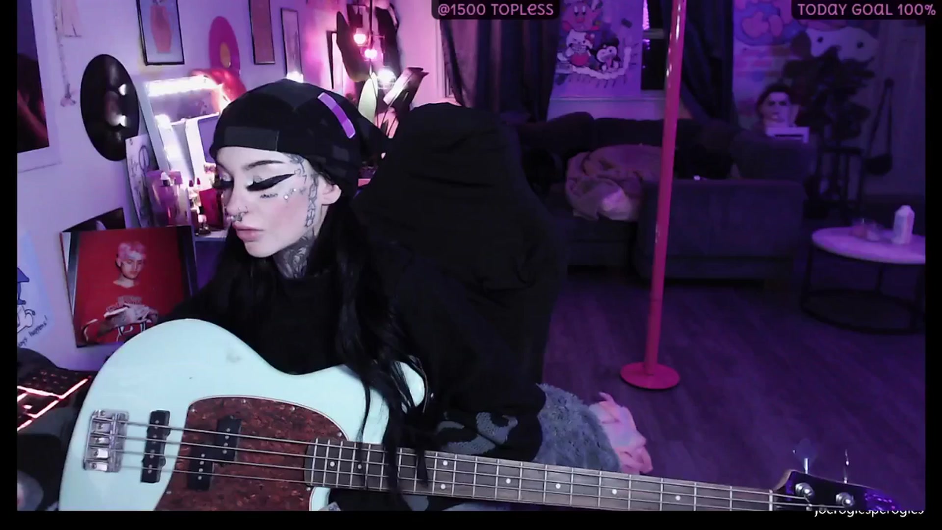 Gallery image thumbnail from Tattoobambi's myfreecams stream on, 01/15/2026, 04:34 image 11 of 20