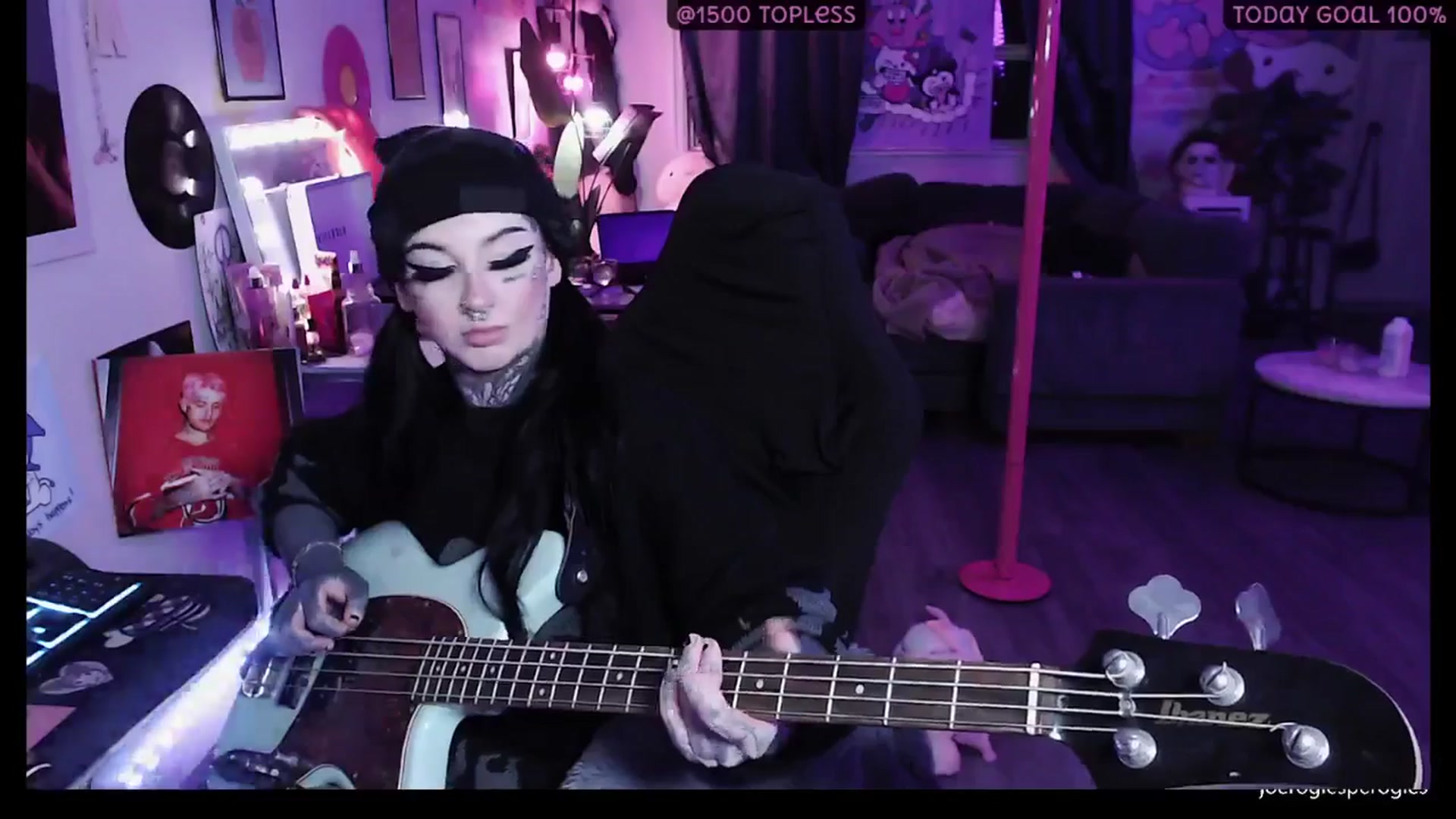Gallery image thumbnail from Tattoobambi's myfreecams stream on, 01/15/2026, 04:34 image 15 of 20