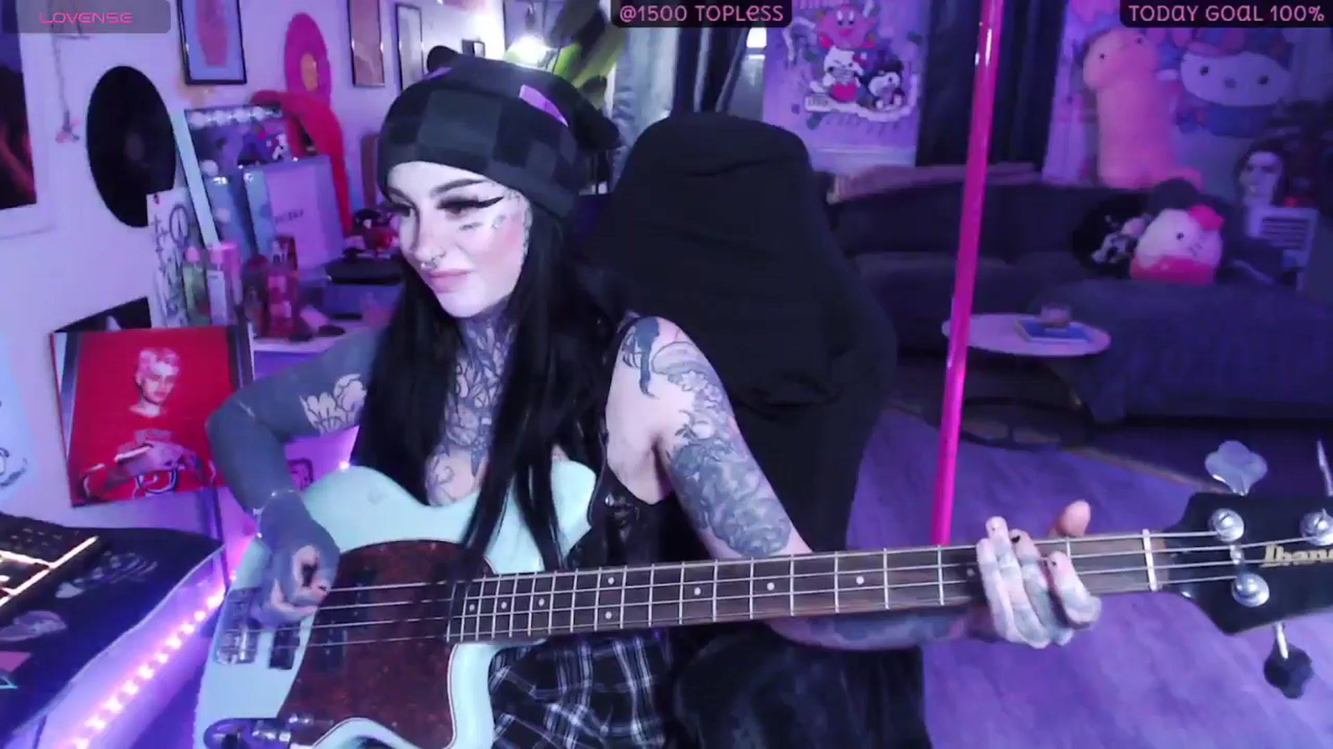 Gallery image thumbnail from Tattoobambi's myfreecams stream on, 01/16/2026, 05:13 image 14 of 20