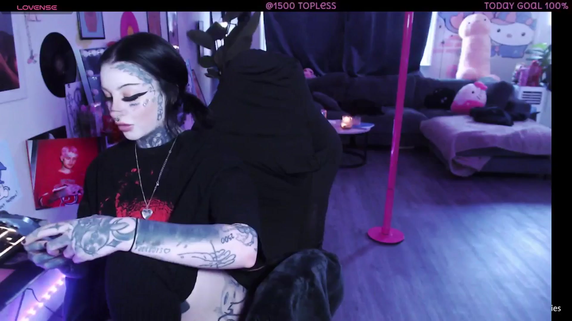Gallery image thumbnail from Tattoobambi's myfreecams stream on, 01/20/2026, 18:52 image 3 of 20