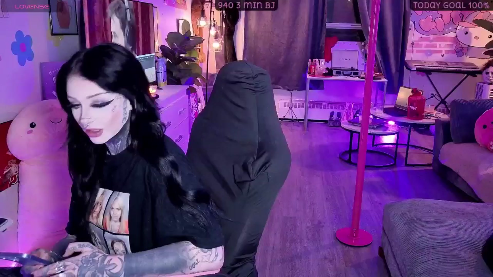 Gallery image thumbnail from Tattoobambi's myfreecams stream on, 01/25/2026, 03:56 image 8 of 20