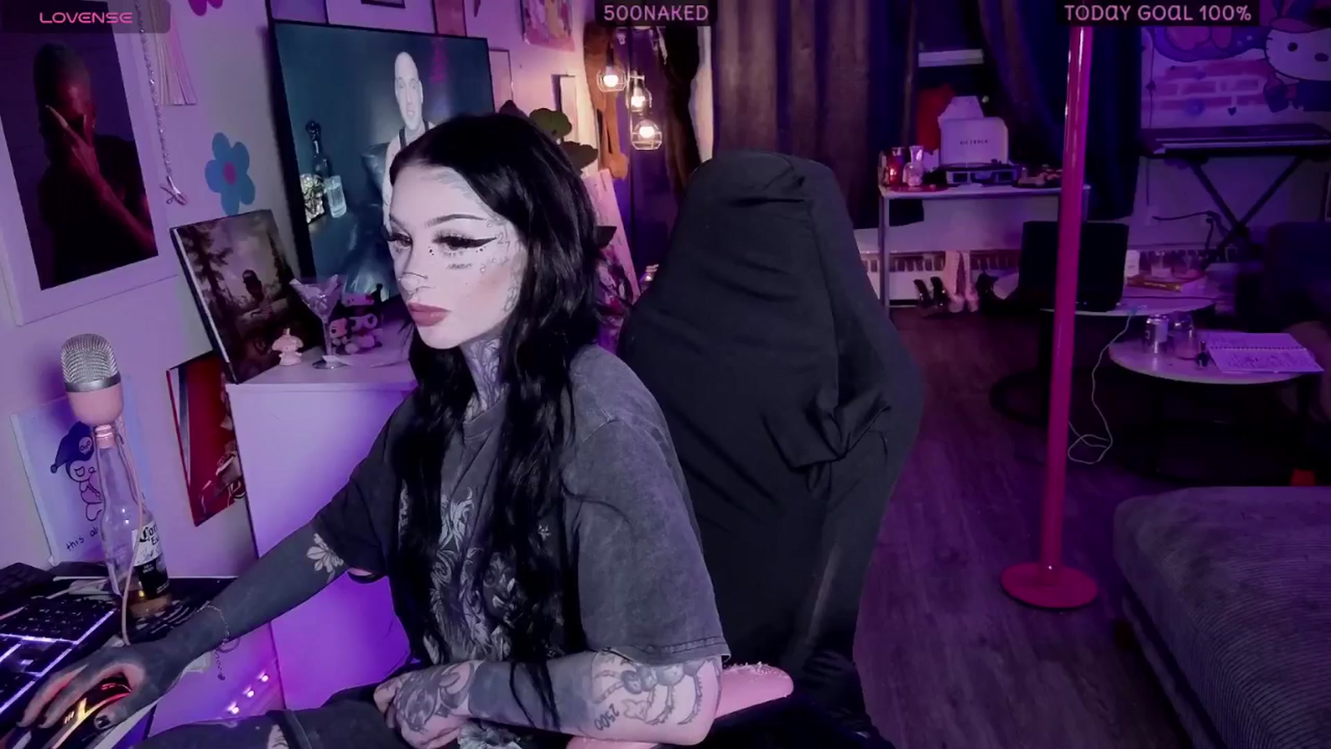 Gallery image thumbnail from Tattoobambi's myfreecams stream on, 01/29/2026, 03:05 image 16 of 20