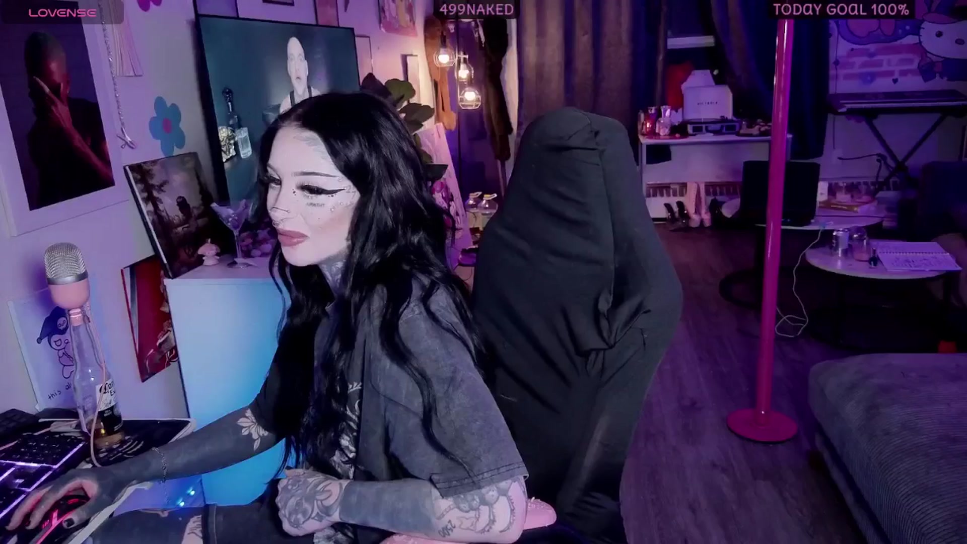 Gallery image thumbnail from Tattoobambi's myfreecams stream on, 01/29/2026, 03:05 image 19 of 20