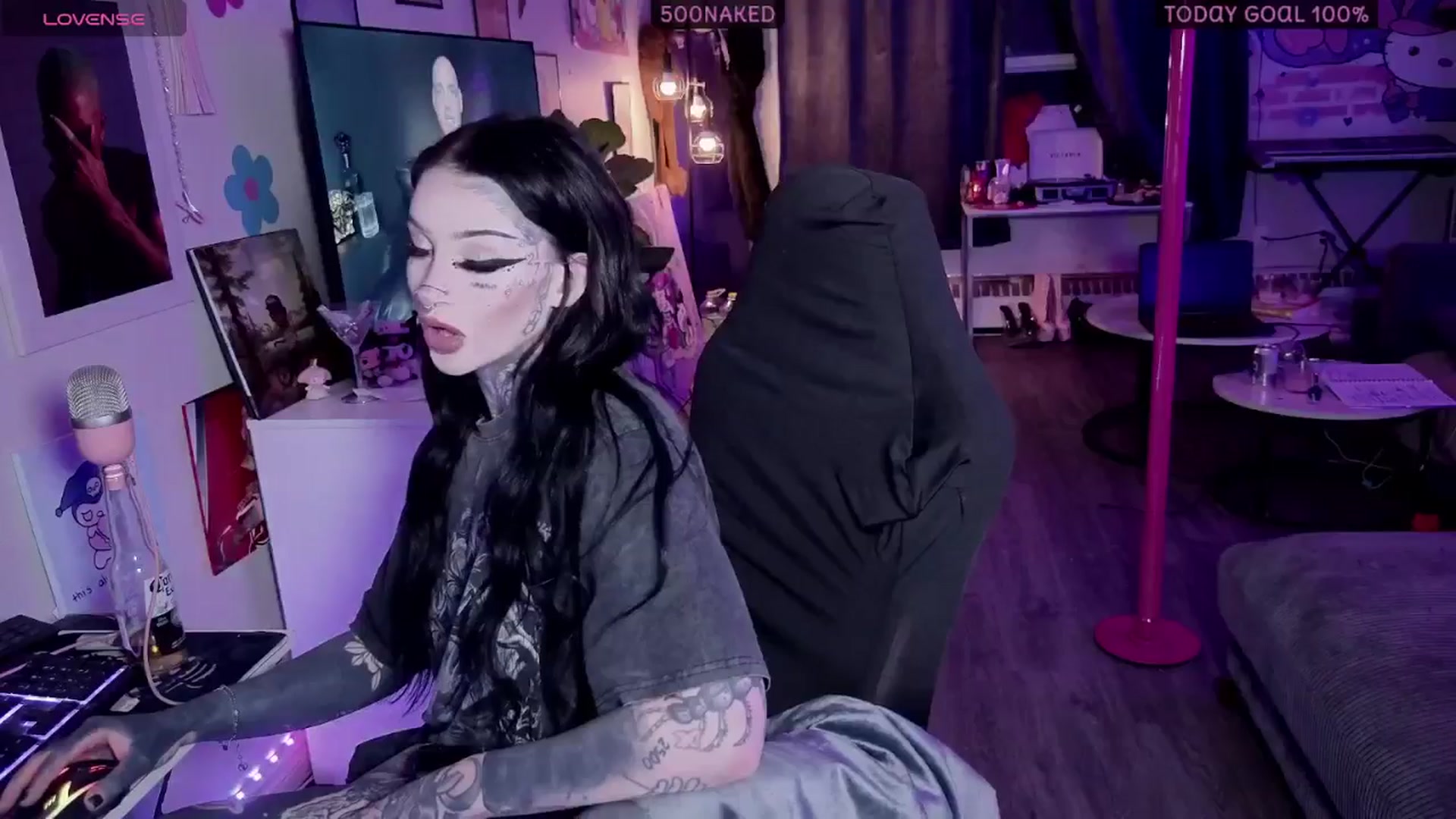 Gallery image thumbnail from Tattoobambi's myfreecams stream on, 01/29/2026, 03:05 image 13 of 20