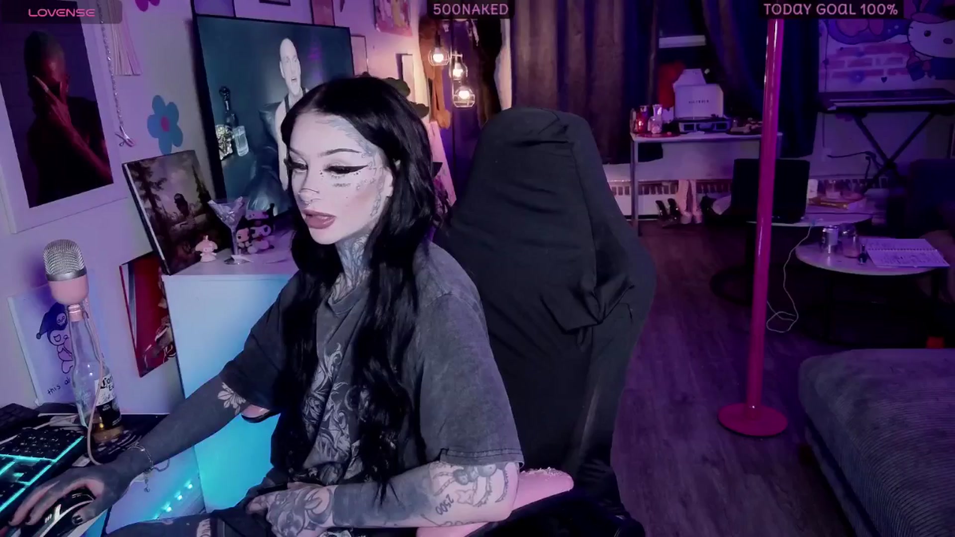 Gallery image thumbnail from Tattoobambi's myfreecams stream on, 01/29/2026, 03:05 image 15 of 20