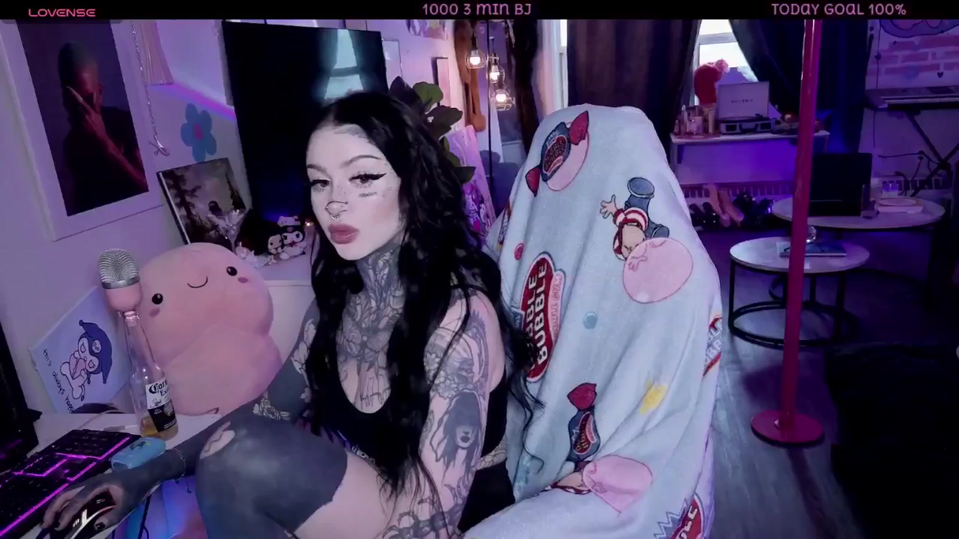 Gallery image thumbnail from Tattoobambi's myfreecams stream on, 01/29/2026, 23:20 image 3 of 20
