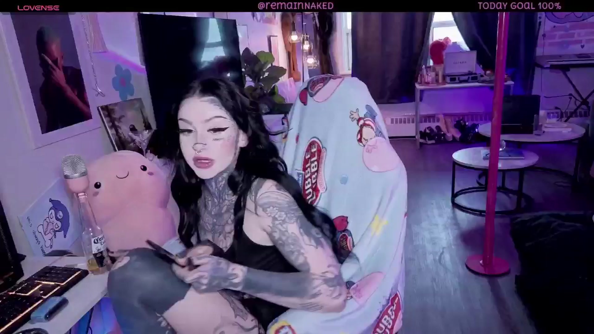 Gallery image thumbnail from Tattoobambi's myfreecams stream on, 01/29/2026, 23:20 image 2 of 20