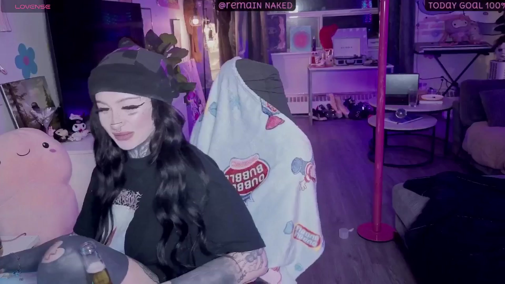 Gallery image thumbnail from Tattoobambi's myfreecams stream on, 01/30/2026, 04:11 image 16 of 20