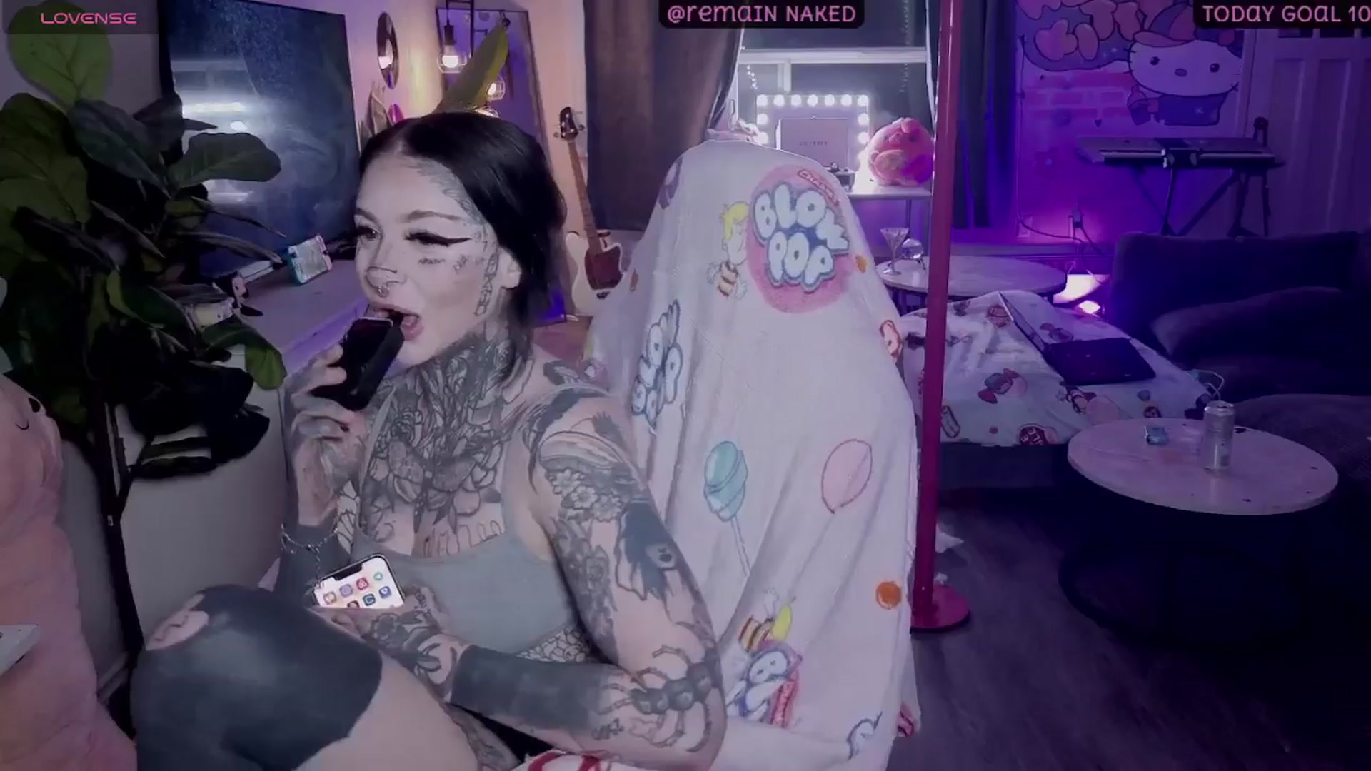 Gallery image thumbnail from Tattoobambi's myfreecams stream on, 02/01/2026, 05:03 image 9 of 20