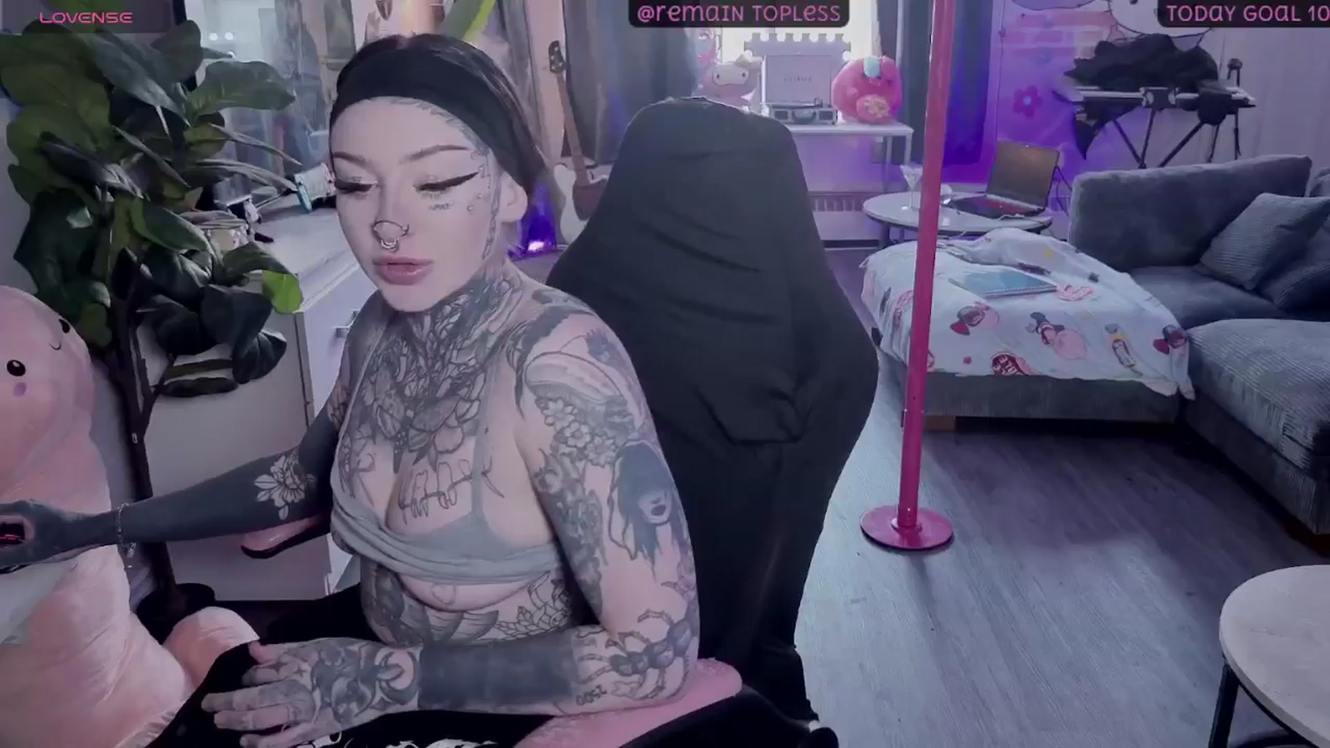 Gallery image thumbnail from Tattoobambi's myfreecams stream on, 02/03/2026, 20:21 image 8 of 20