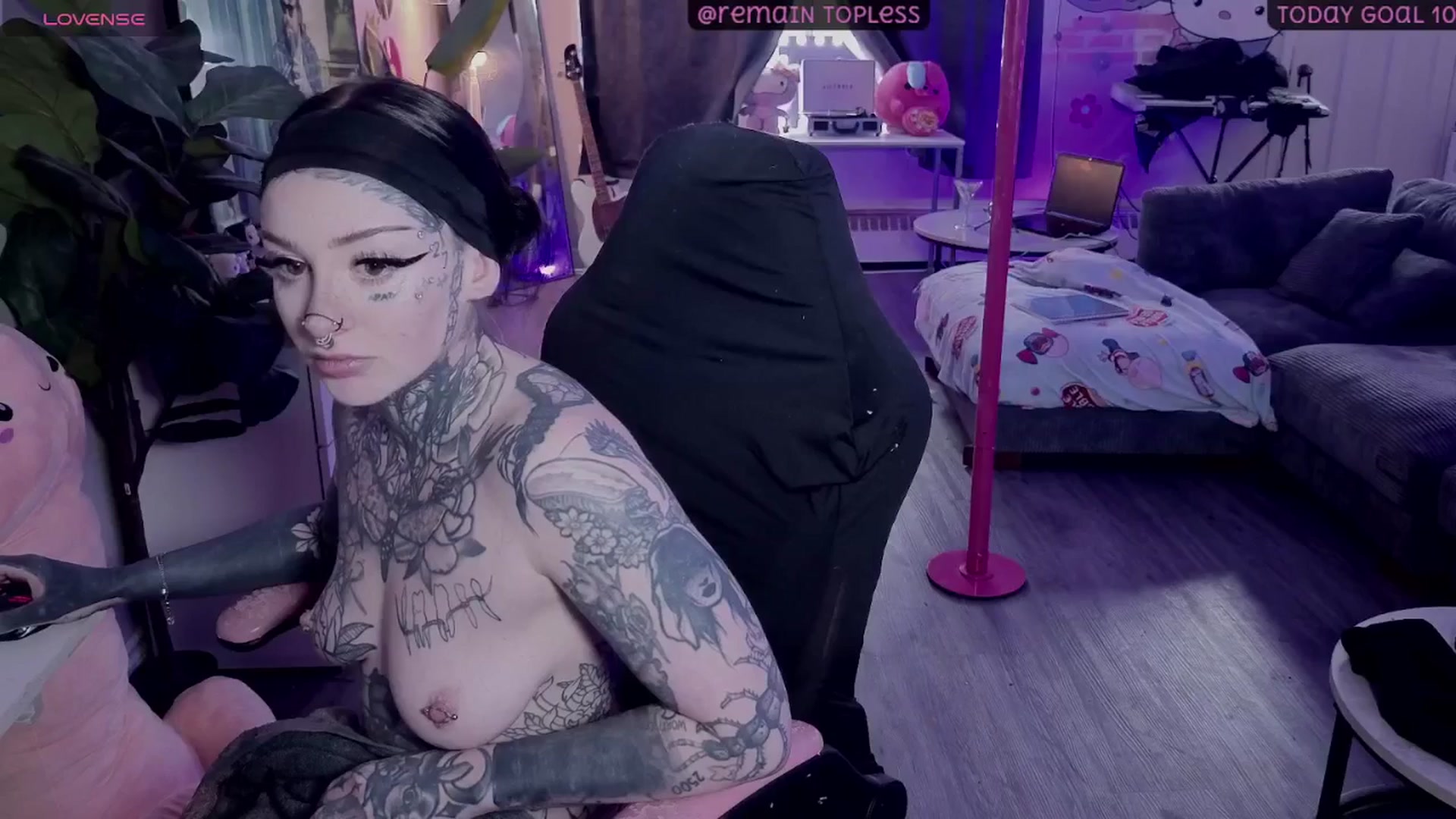 Gallery image thumbnail from Tattoobambi's myfreecams stream on, 02/03/2026, 20:21 image 17 of 20