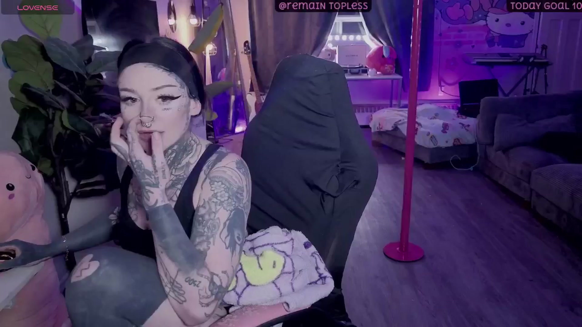 Gallery image thumbnail from Tattoobambi's myfreecams stream on, 02/04/2026, 05:22 image 5 of 20
