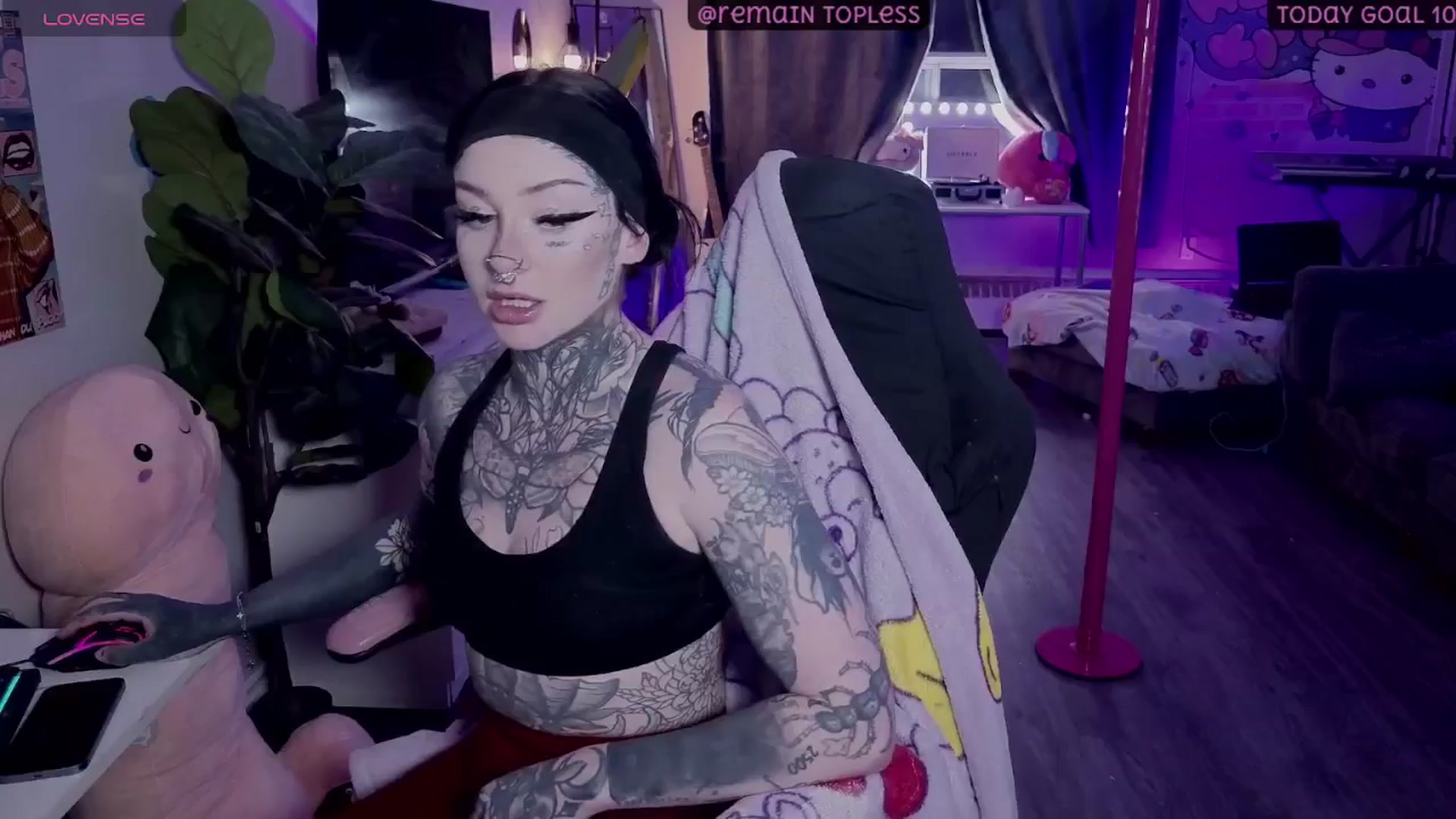 Gallery image thumbnail from Tattoobambi's myfreecams stream on, 02/04/2026, 05:22 image 7 of 20
