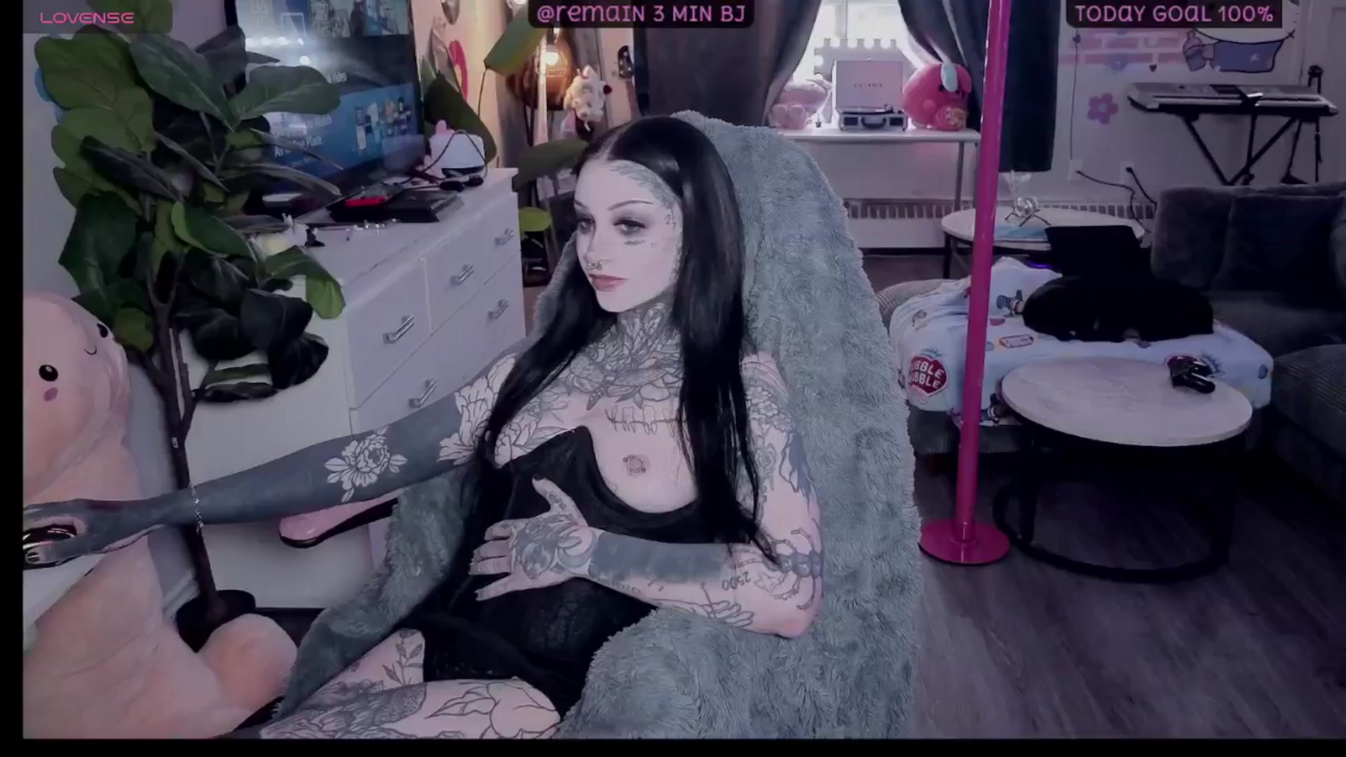 Gallery image thumbnail from Tattoobambi's myfreecams stream on, 02/05/2026, 21:18 image 20 of 20