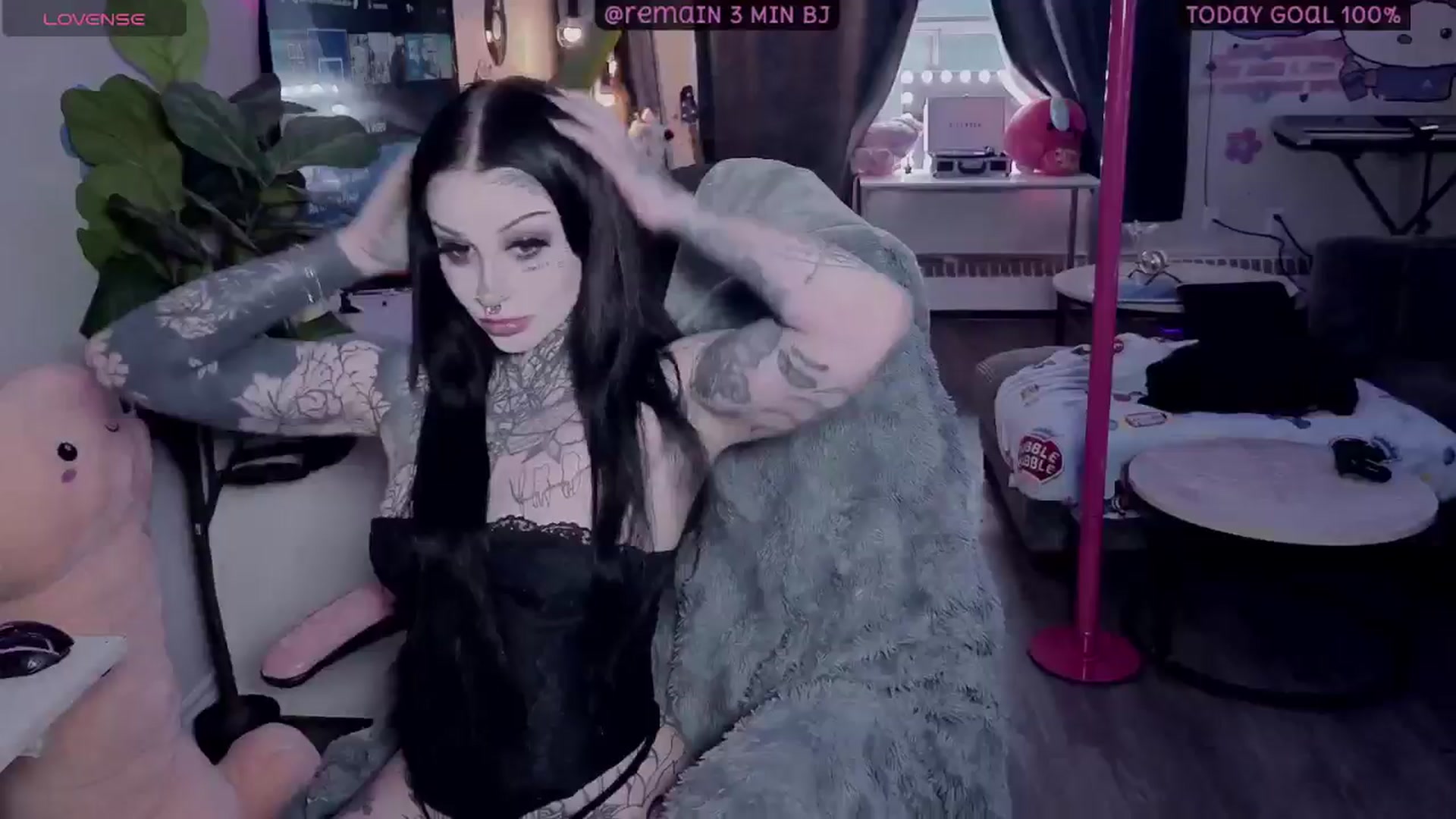Gallery image thumbnail from Tattoobambi's myfreecams stream on, 02/05/2026, 22:42 image 10 of 20