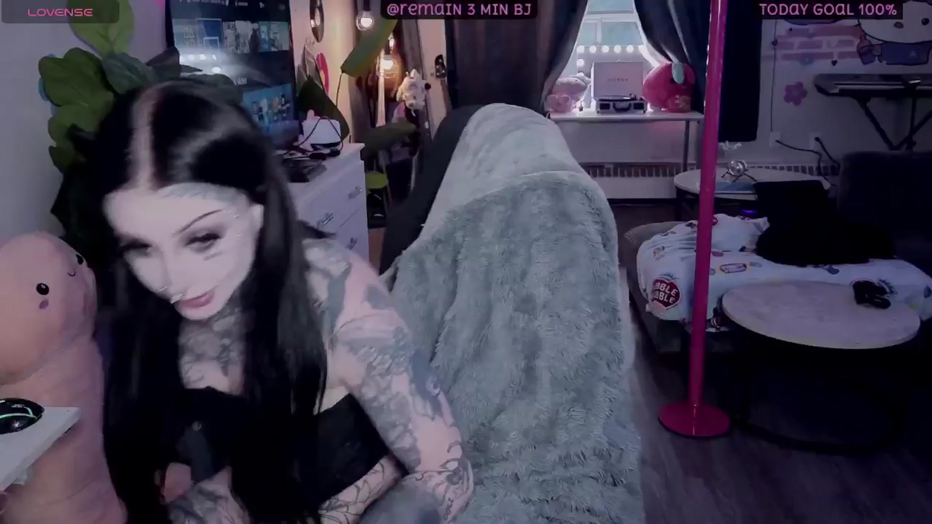 Gallery image thumbnail from Tattoobambi's myfreecams stream on, 02/05/2026, 22:42 image 14 of 20