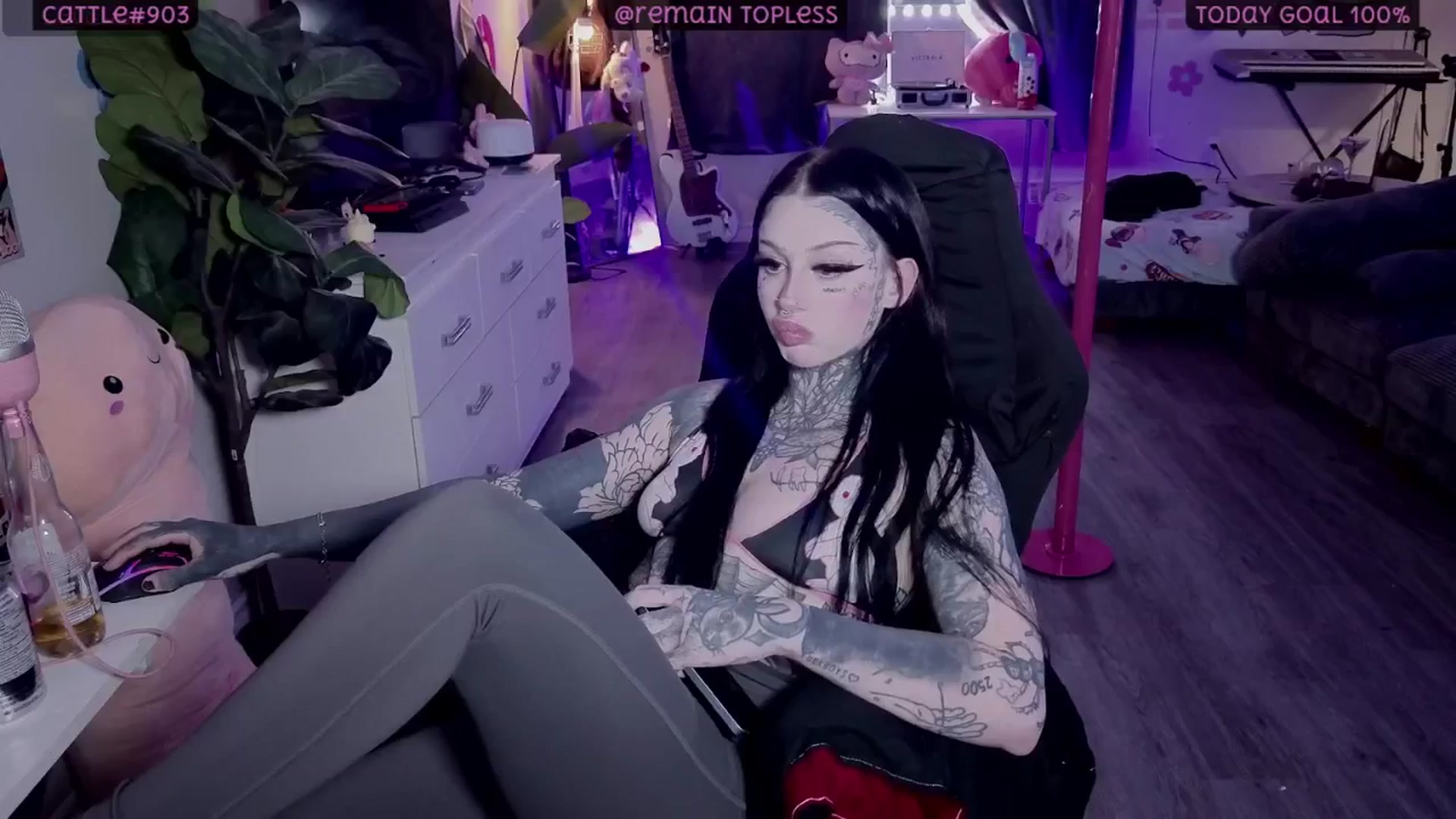 Gallery image thumbnail from Tattoobambi's myfreecams stream on, 02/07/2026, 01:27 image 20 of 20