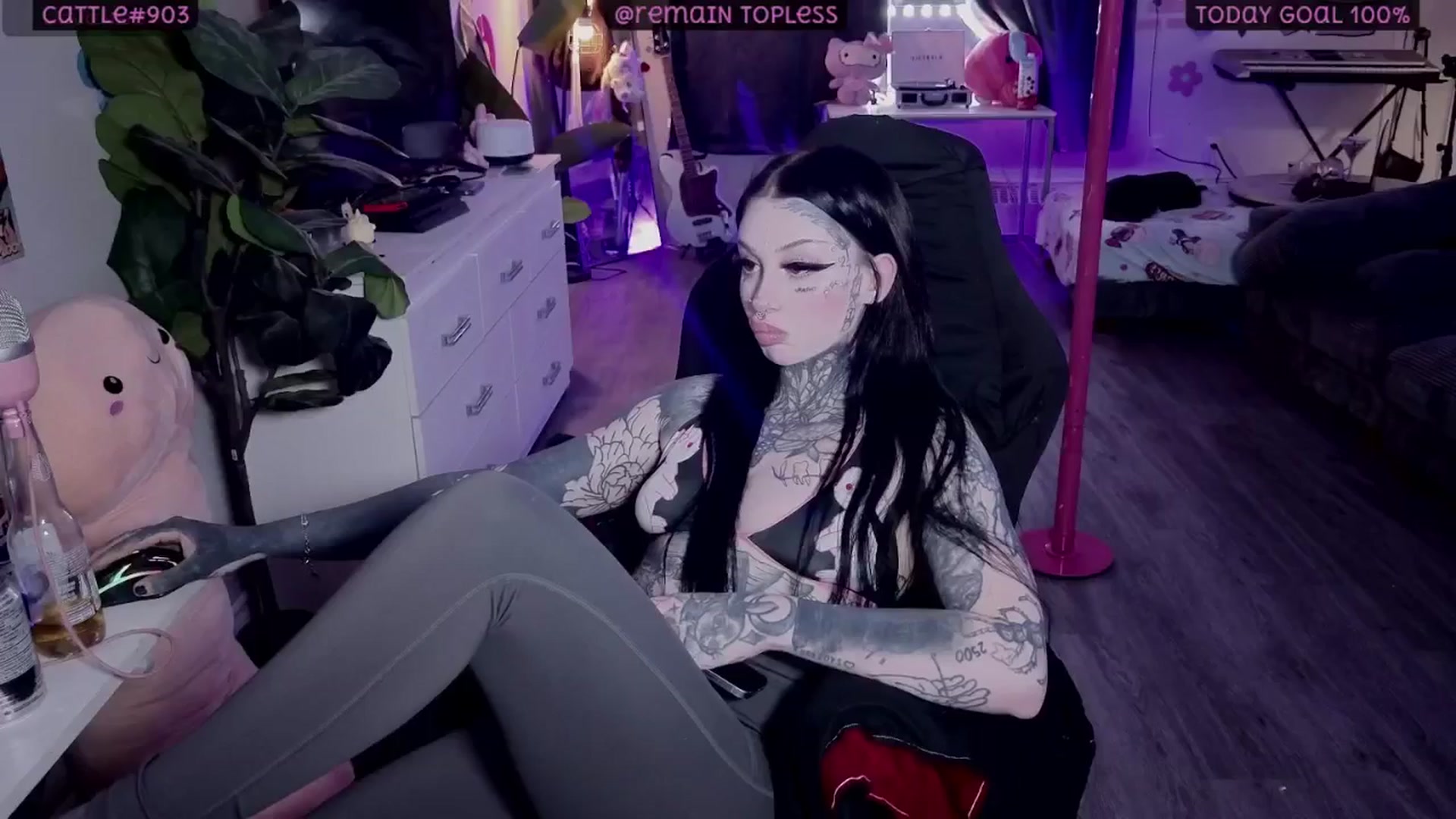 Gallery image thumbnail from Tattoobambi's myfreecams stream on, 02/07/2026, 01:27 image 19 of 20