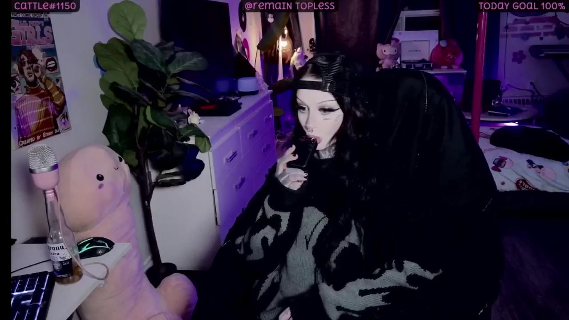 Gallery image thumbnail from Tattoobambi's myfreecams stream on, 02/09/2026, 01:20 image 8 of 20