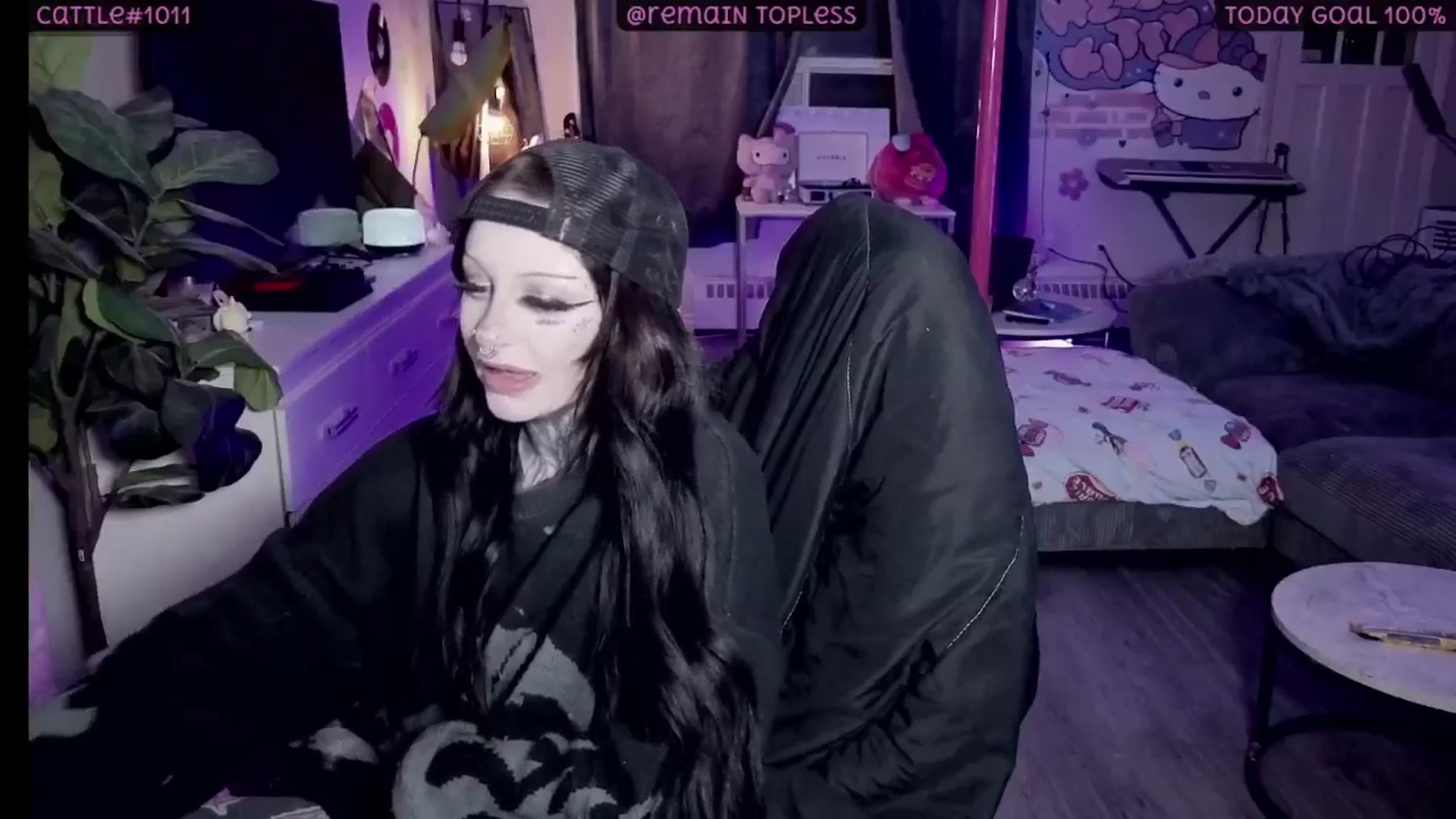 Gallery image thumbnail from Tattoobambi's myfreecams stream on, 02/09/2026, 01:20 image 19 of 20
