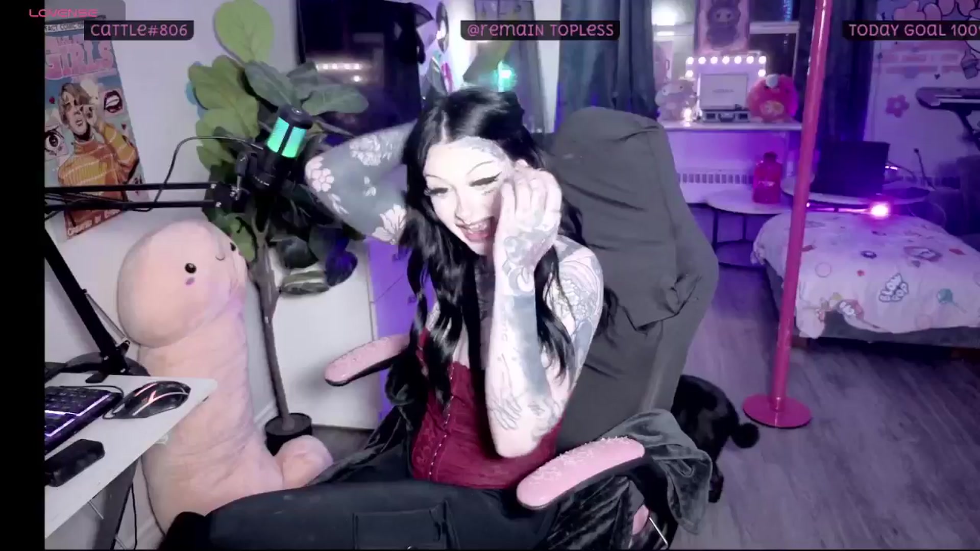 Gallery image thumbnail from Tattoobambi's myfreecams stream on, 02/22/2026, 03:46 image 7 of 20