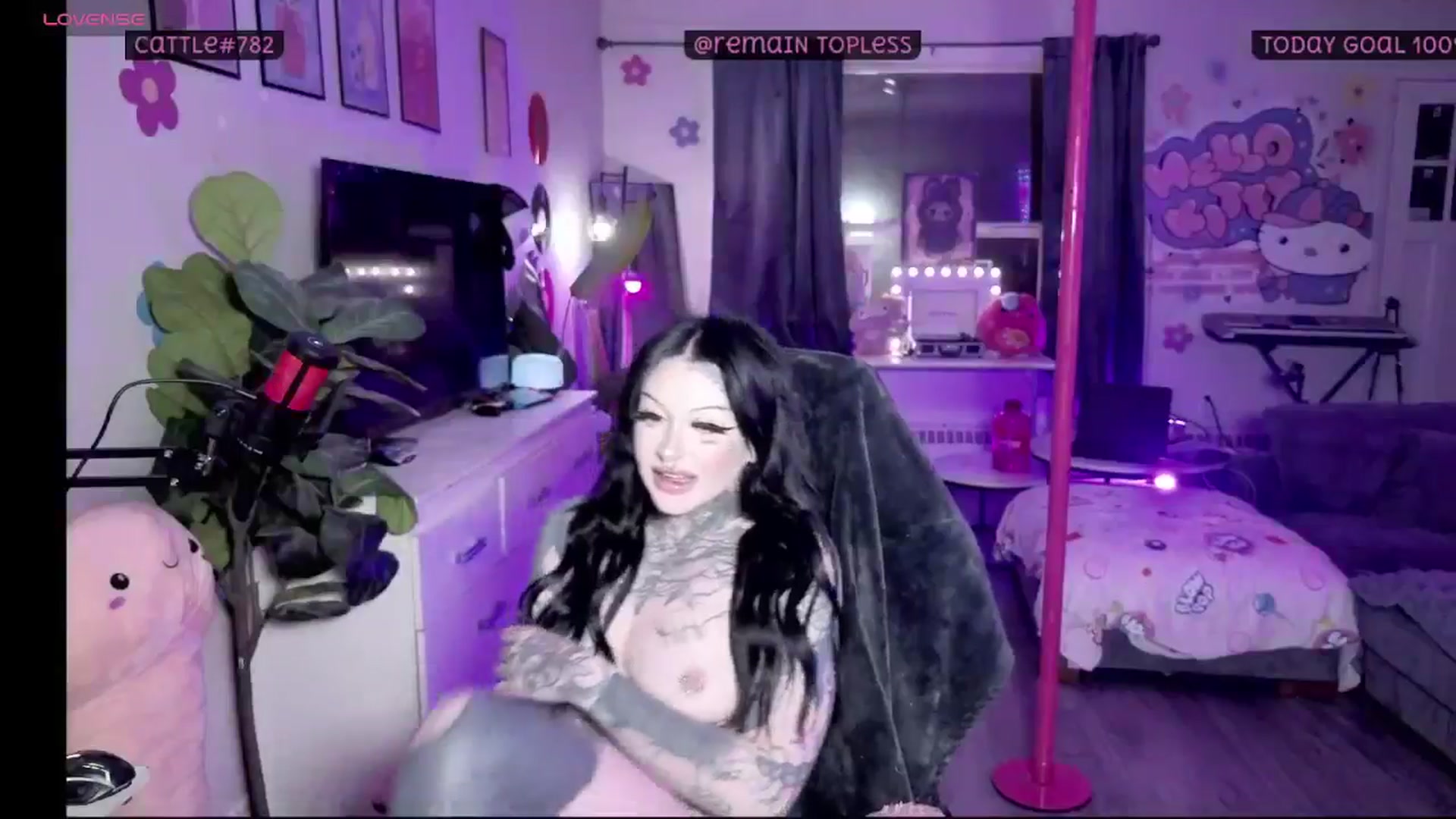 Gallery image thumbnail from Tattoobambi's myfreecams stream on, 02/22/2026, 03:46 image 15 of 20