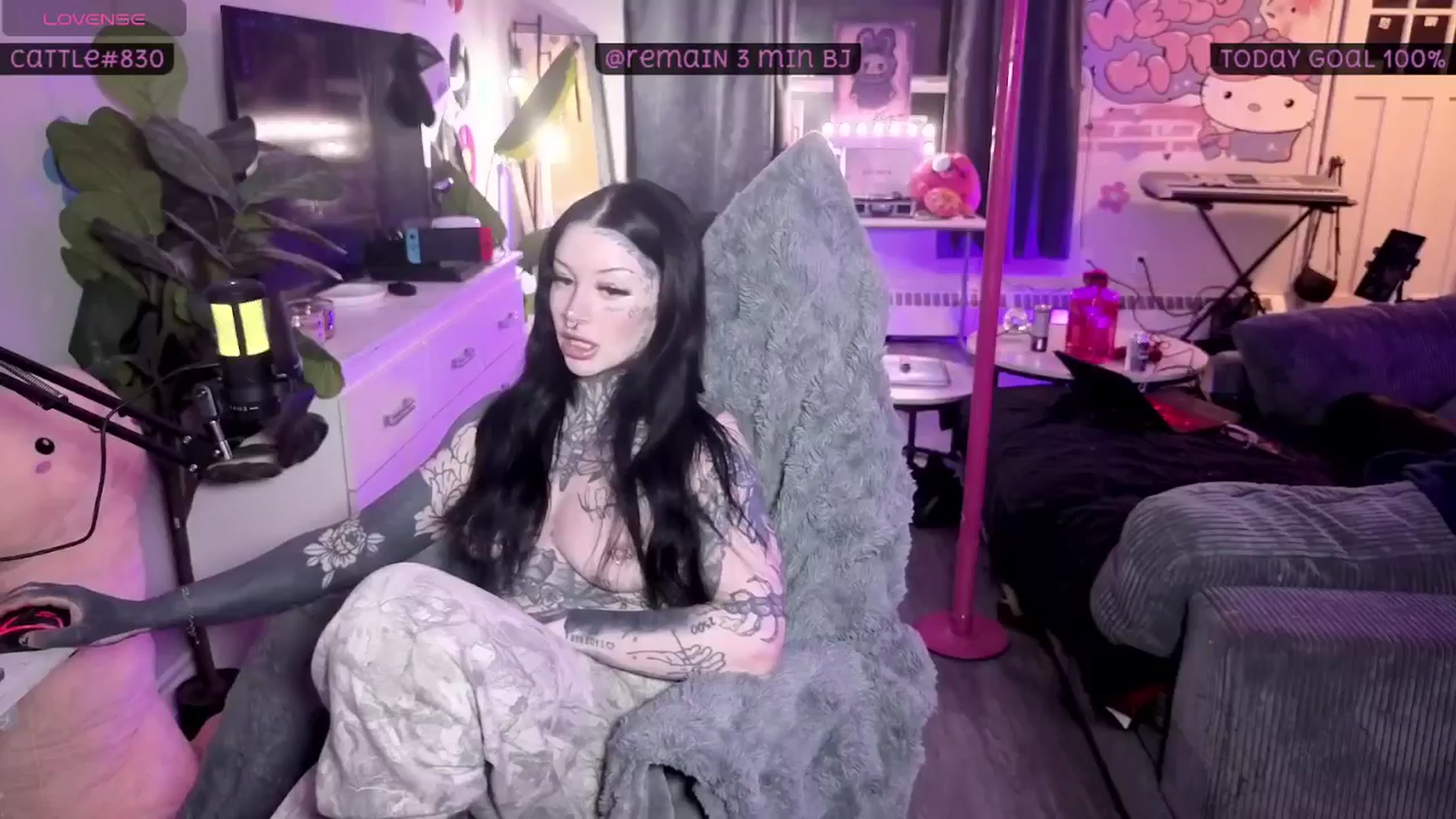 Gallery image thumbnail from Tattoobambi's myfreecams stream on, 02/28/2026, 03:15 image 17 of 20