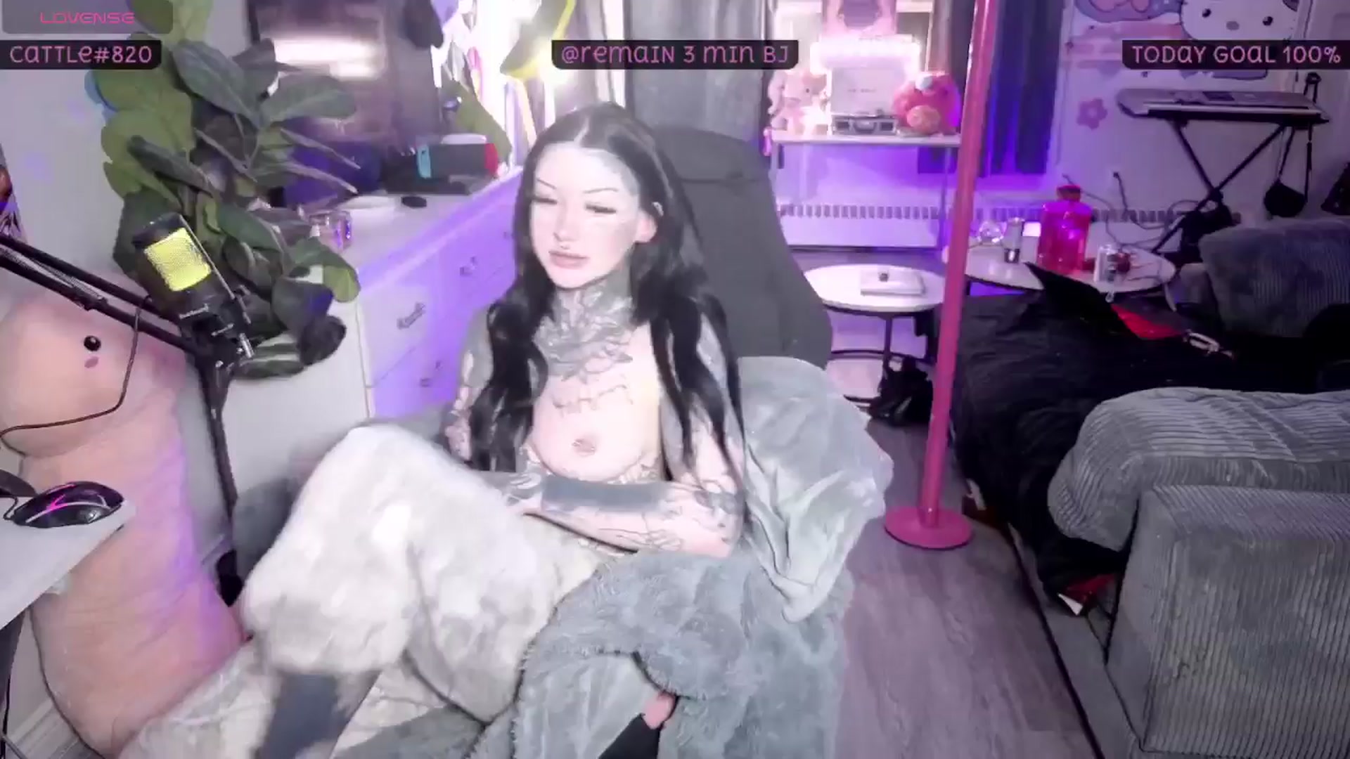 Gallery image thumbnail from Tattoobambi's myfreecams stream on, 02/28/2026, 05:06 image 3 of 20