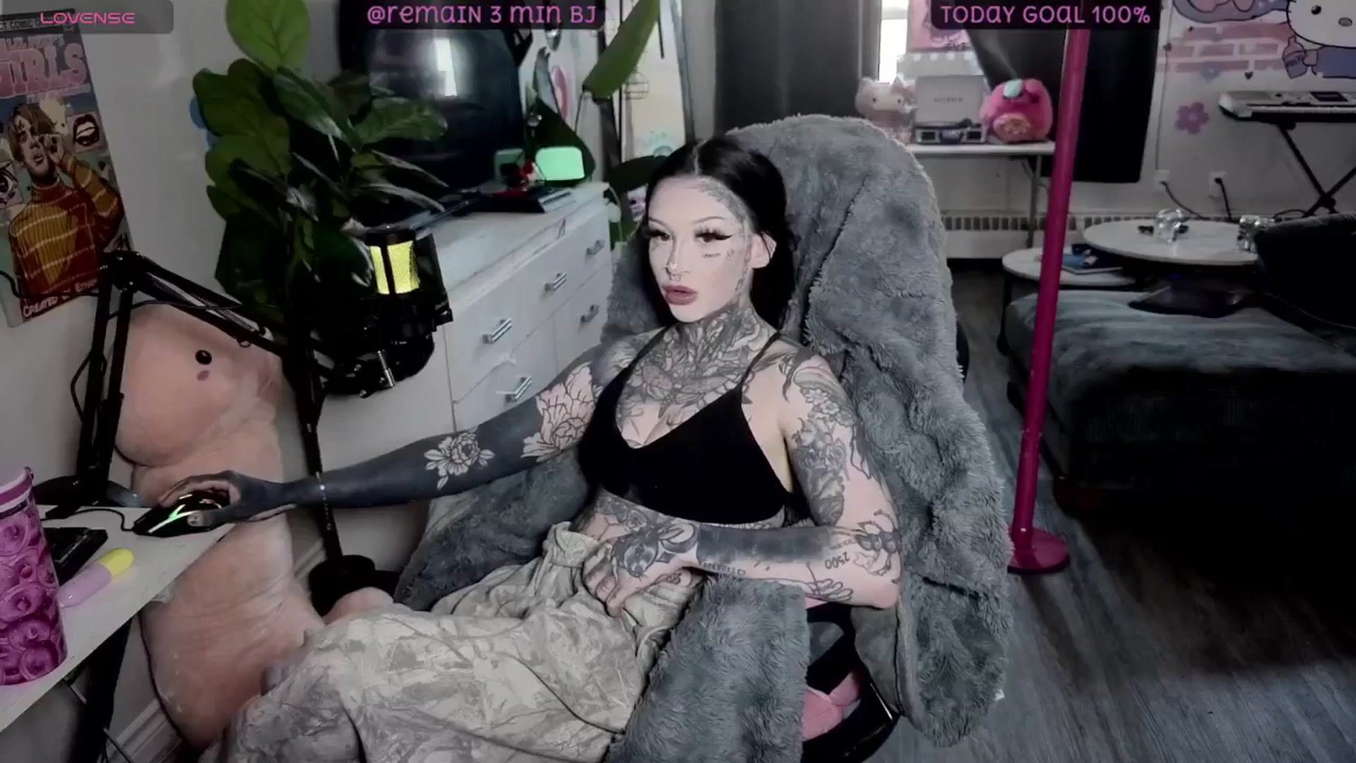 Gallery image thumbnail from Tattoobambi's myfreecams stream on, 03/04/2026, 20:08 image 2 of 20