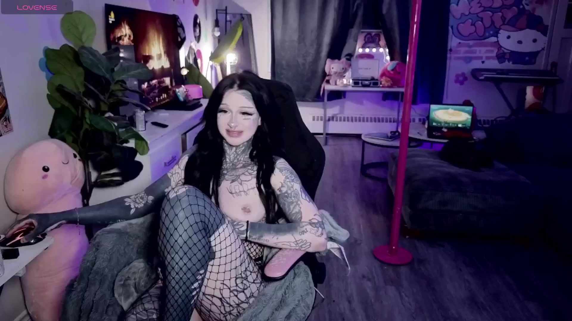 Gallery image thumbnail from Tattoobambi's myfreecams stream on, 03/08/2026, 04:51 image 14 of 20