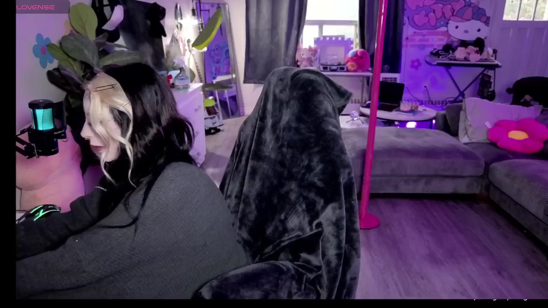 Gallery image thumbnail from Tattoobambi's myfreecams stream on, 03/31/2026, 22:50 image 6 of 20