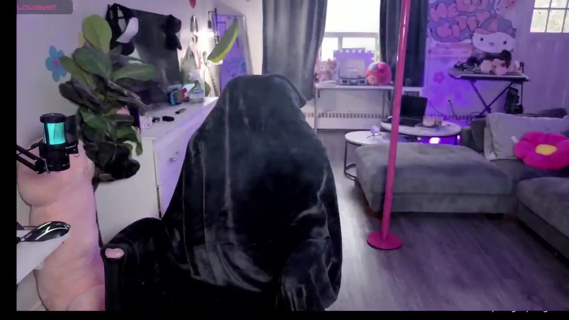 Gallery image thumbnail from Tattoobambi's myfreecams stream on, 03/31/2026, 22:50 image 4 of 20