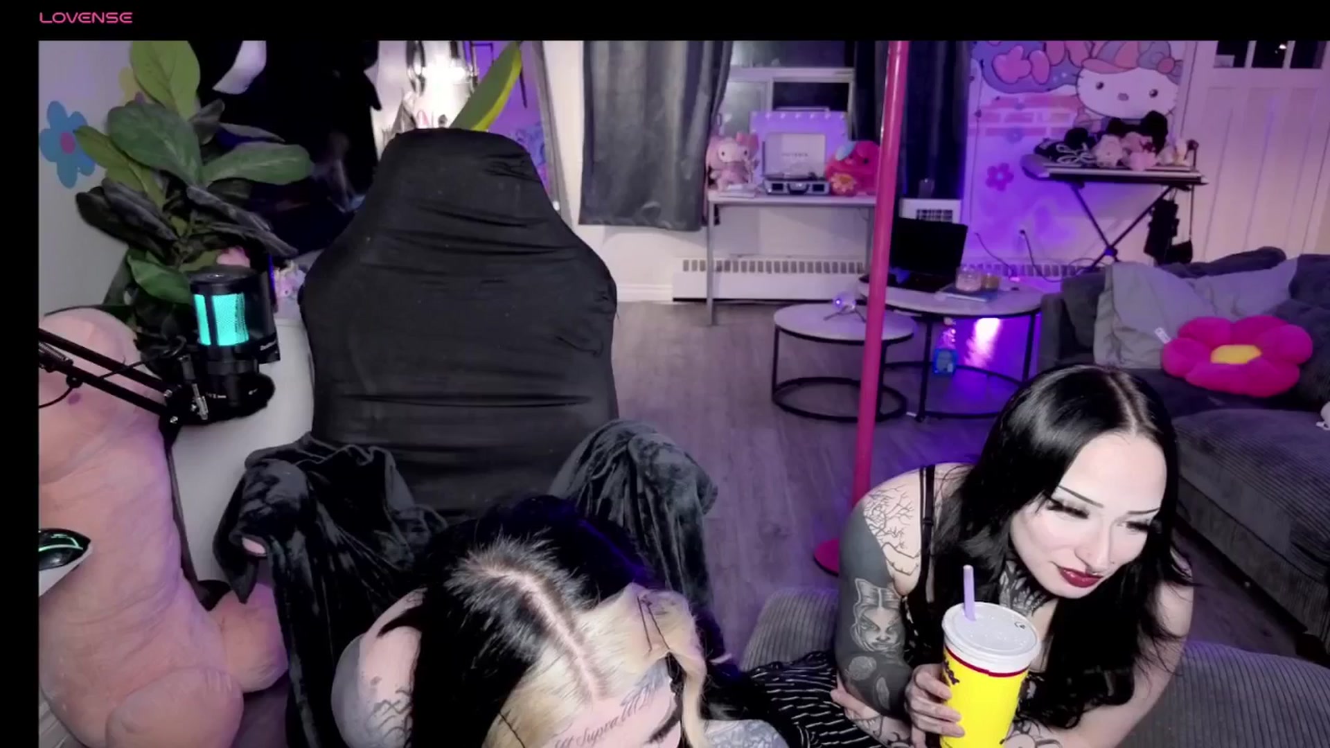 Gallery image thumbnail from Tattoobambi's myfreecams stream on, 04/01/2026, 01:53 image 5 of 20
