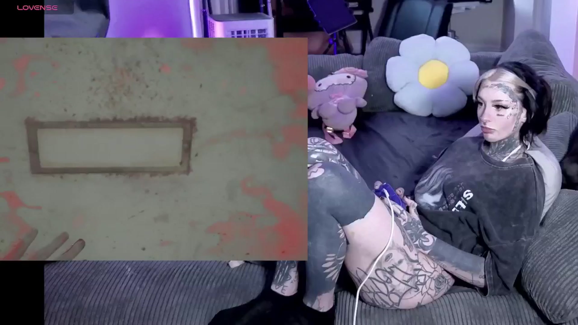 Gallery image thumbnail from Tattoobambi's myfreecams stream on, 04/20/2026, 19:19 image 15 of 20