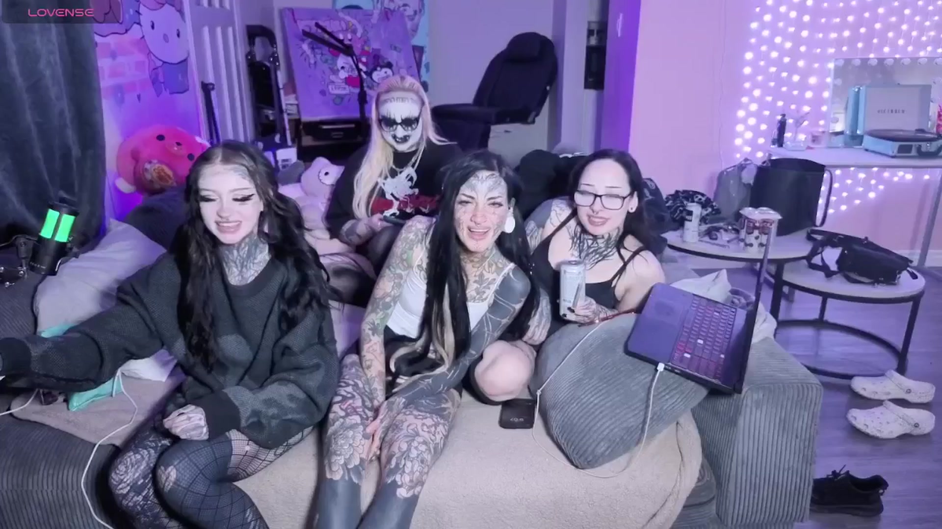 Gallery image thumbnail from Tattoobambi's myfreecams stream on, 04/25/2026, 01:38 image 11 of 20