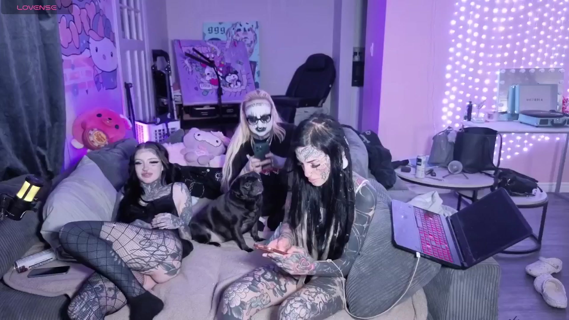 Gallery image thumbnail from Tattoobambi's myfreecams stream on, 04/25/2026, 01:38 image 1 of 20