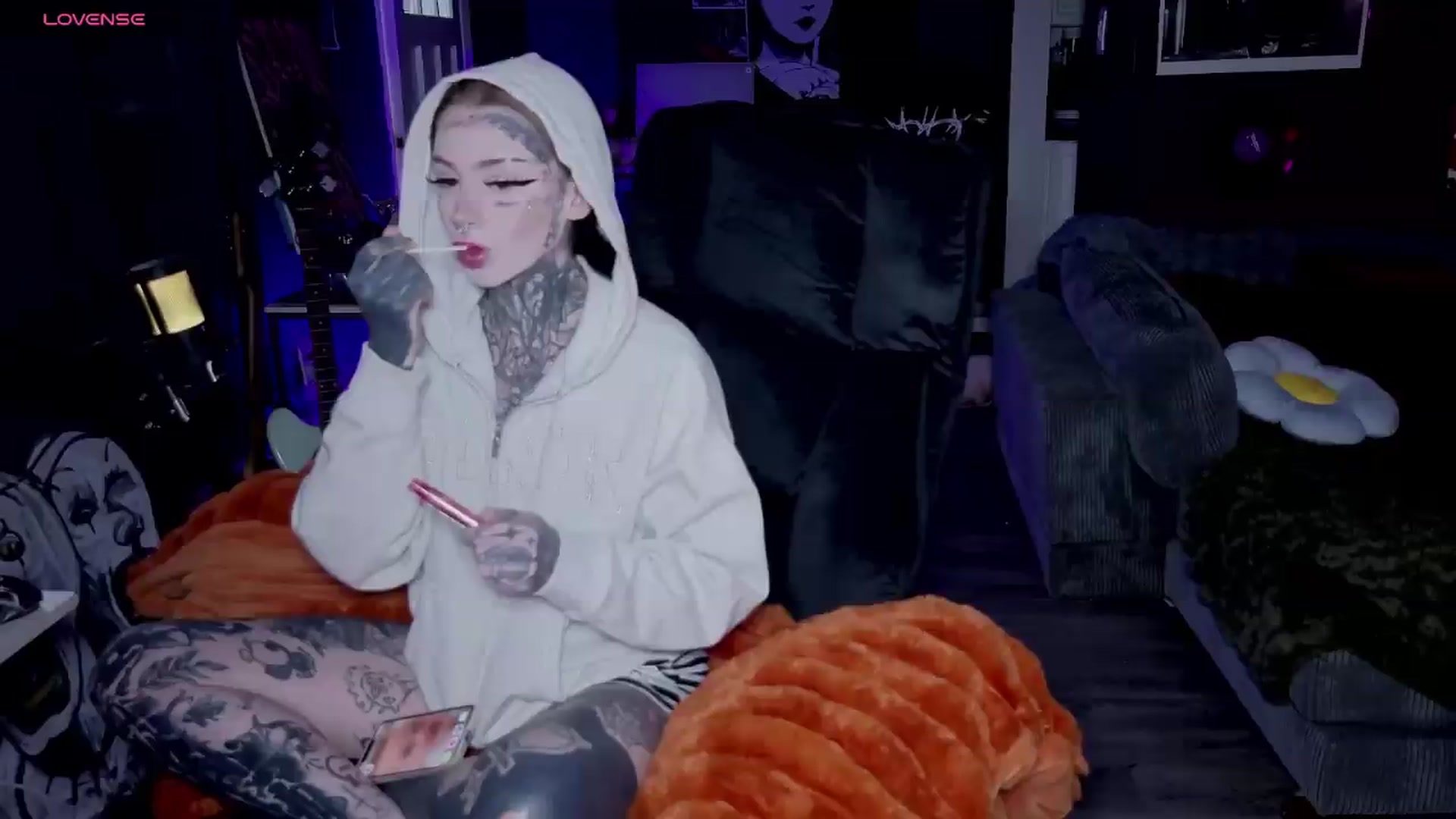 Gallery image thumbnail from Tattoobambi's myfreecams stream on, 05/06/2026, 24:00 image 15 of 20
