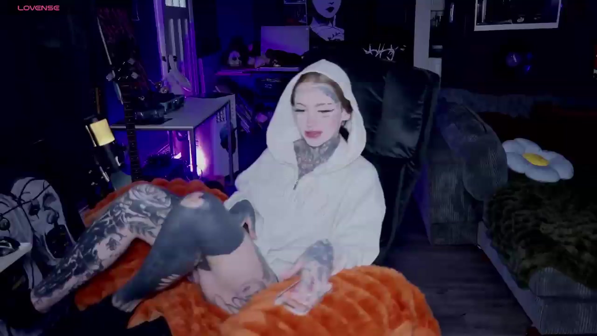 Gallery image thumbnail from Tattoobambi's myfreecams stream on, 05/06/2026, 24:00 image 16 of 20