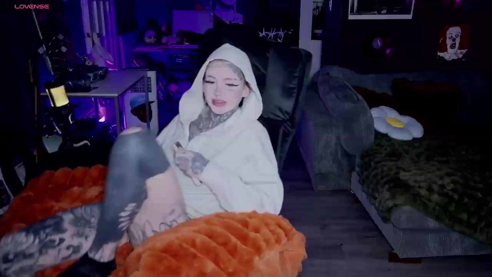 Gallery image thumbnail from Tattoobambi's myfreecams stream on, 05/06/2026, 02:16 image 3 of 20