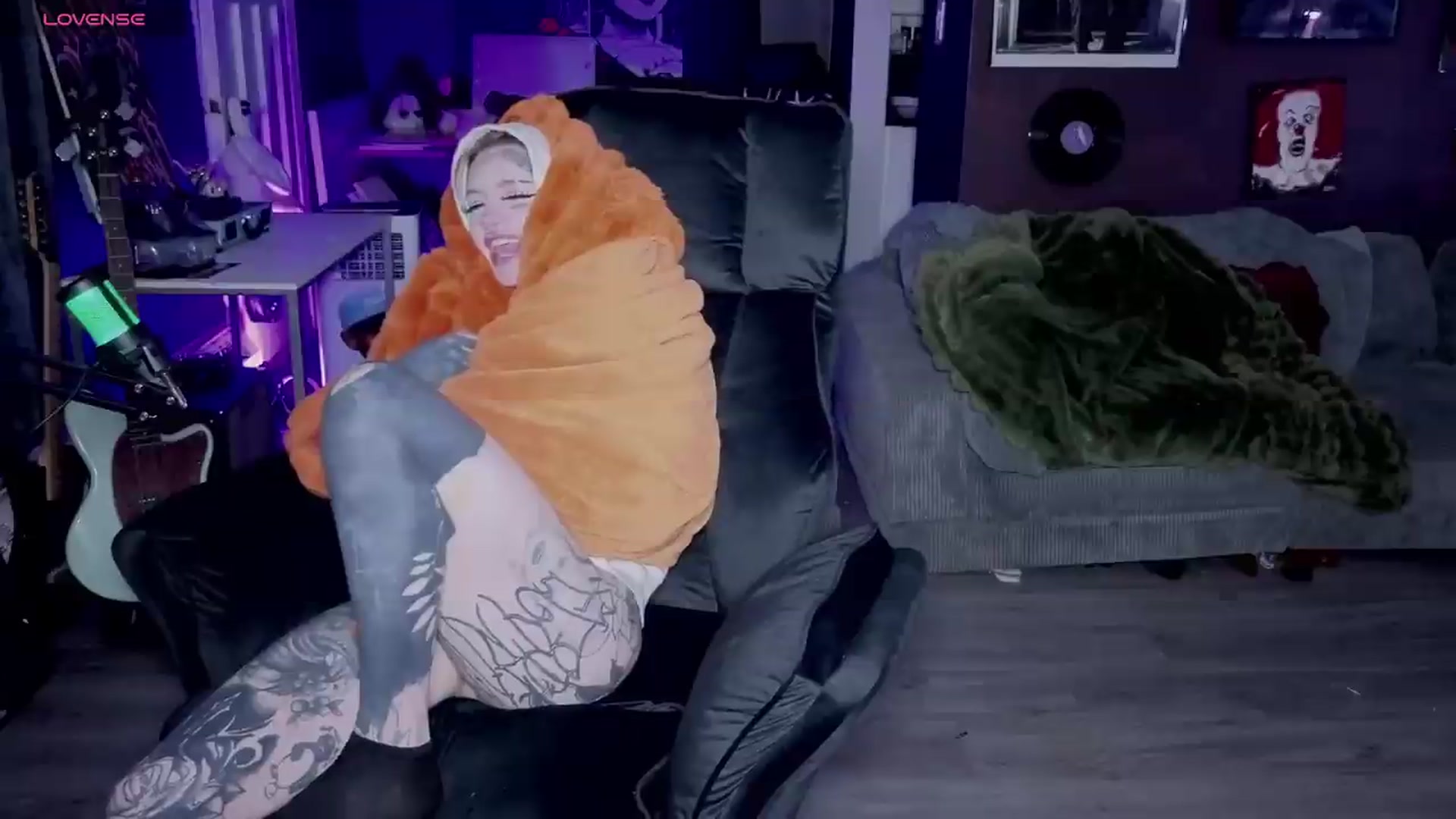 Gallery image thumbnail from Tattoobambi's myfreecams stream on, 05/06/2026, 03:51 image 2 of 20