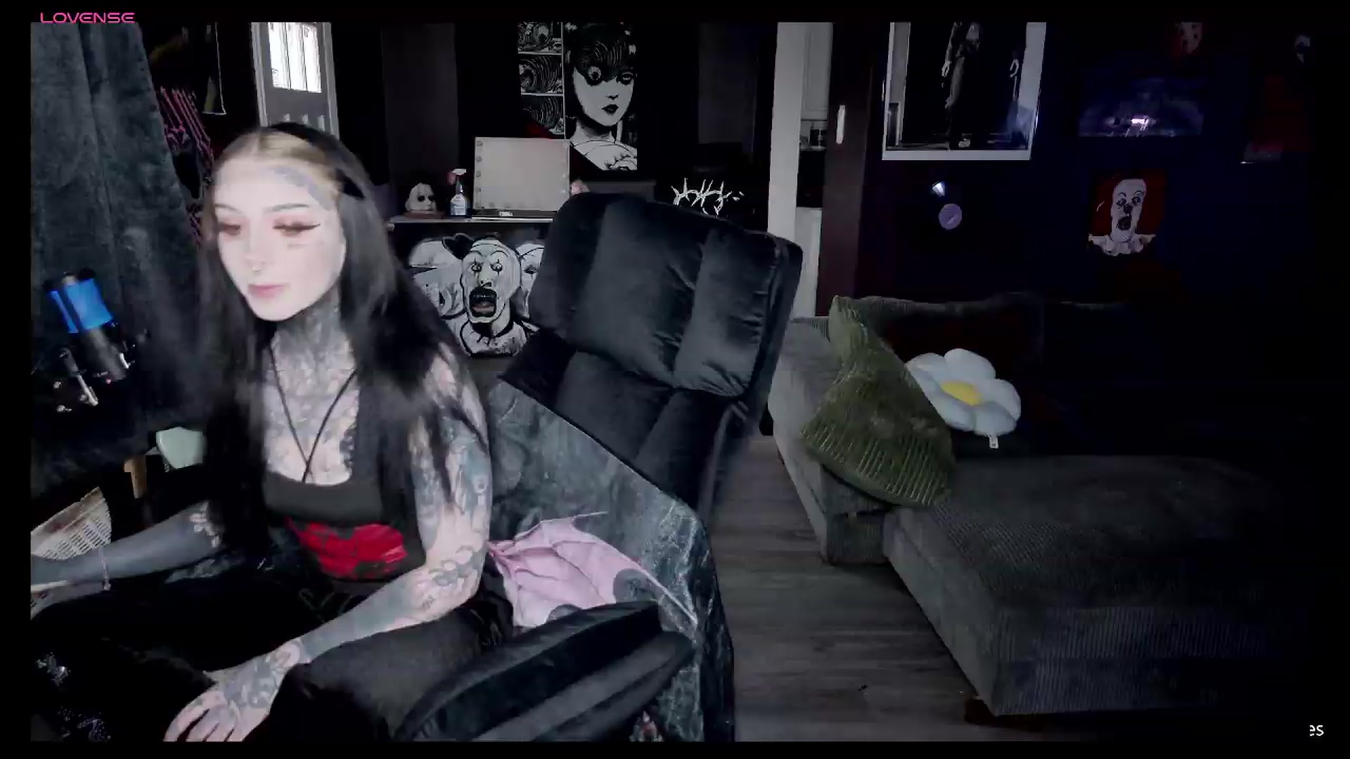 Gallery image thumbnail from Tattoobambi's myfreecams stream on, 05/13/2026, 01:15 image 3 of 20