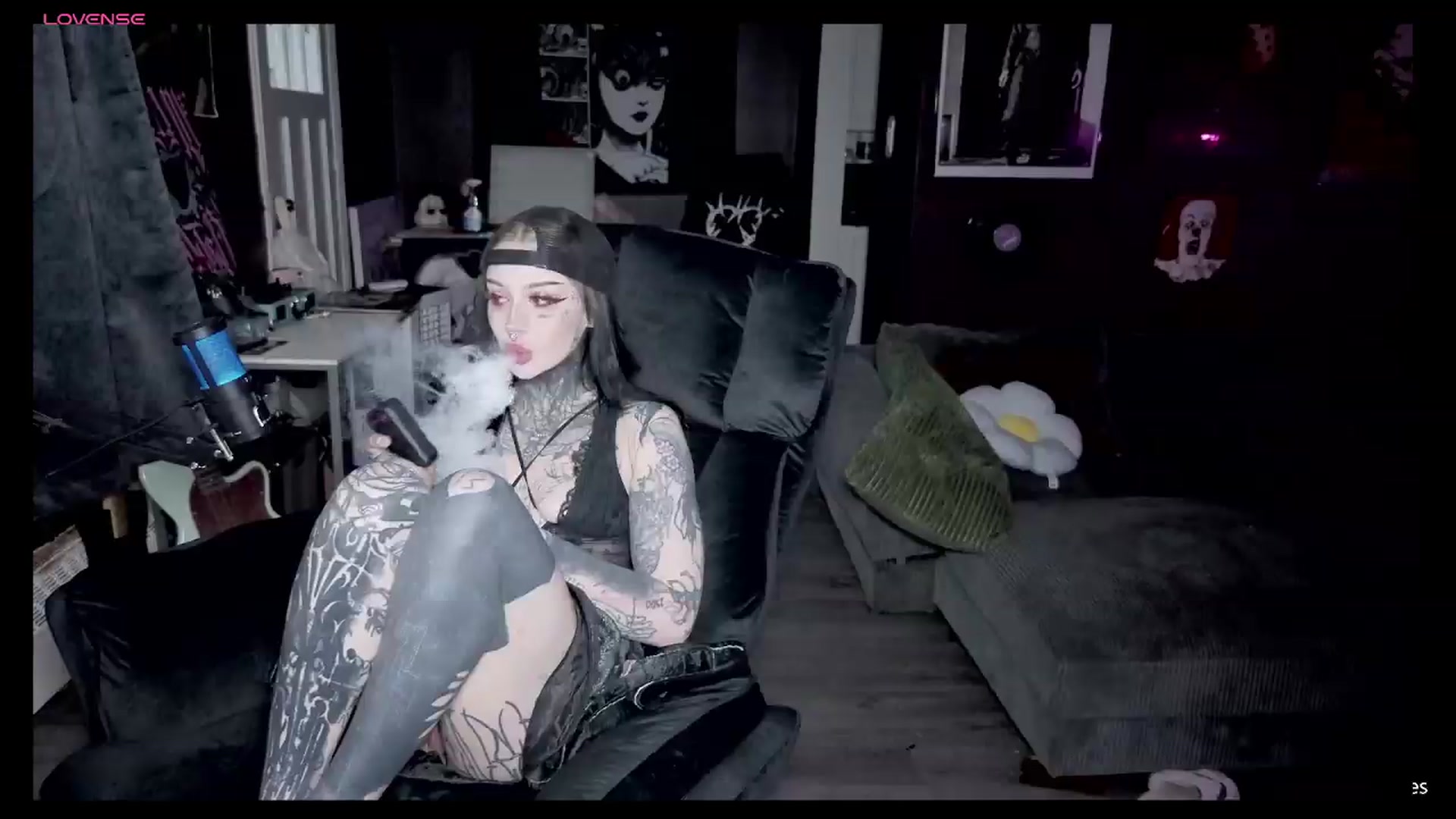 Gallery image thumbnail from Tattoobambi's myfreecams stream on, 05/13/2026, 01:15 image 12 of 20