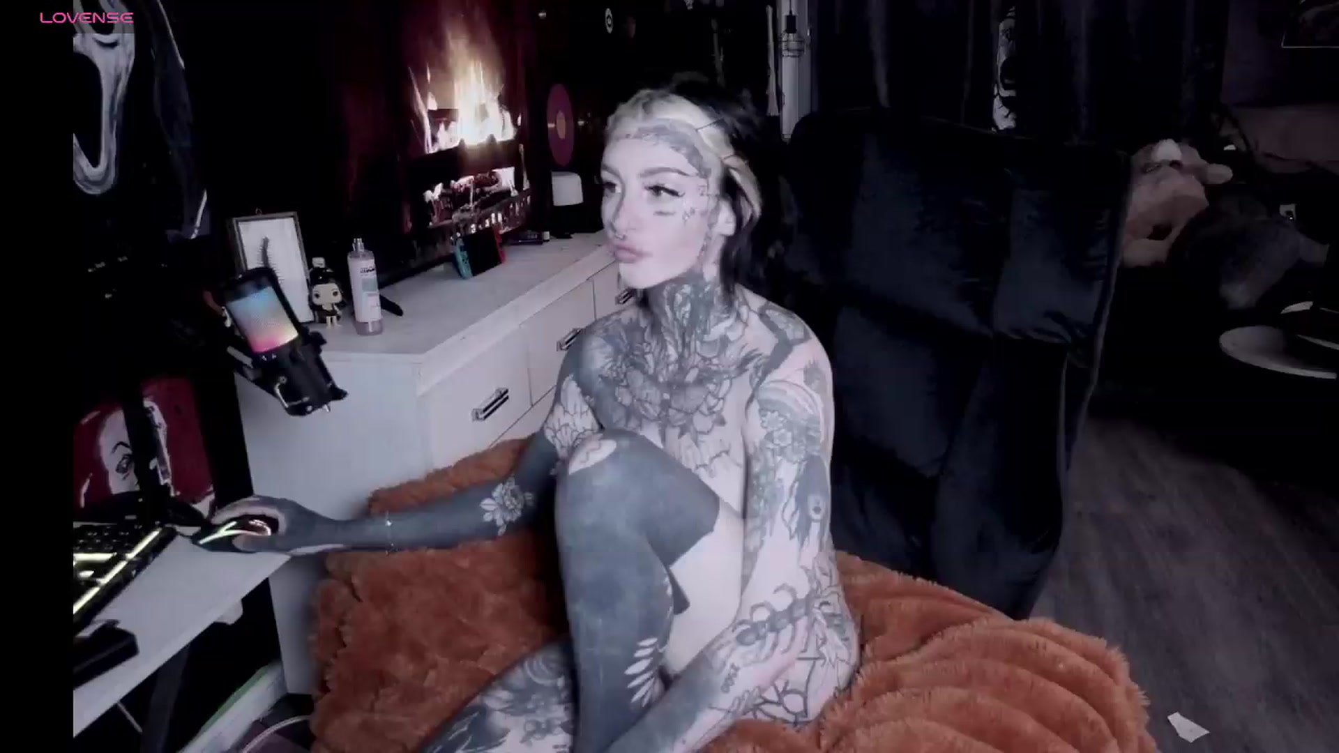 Gallery image thumbnail from Tattoobambi's myfreecams stream on, 06/14/2026, 04:16 image 8 of 20
