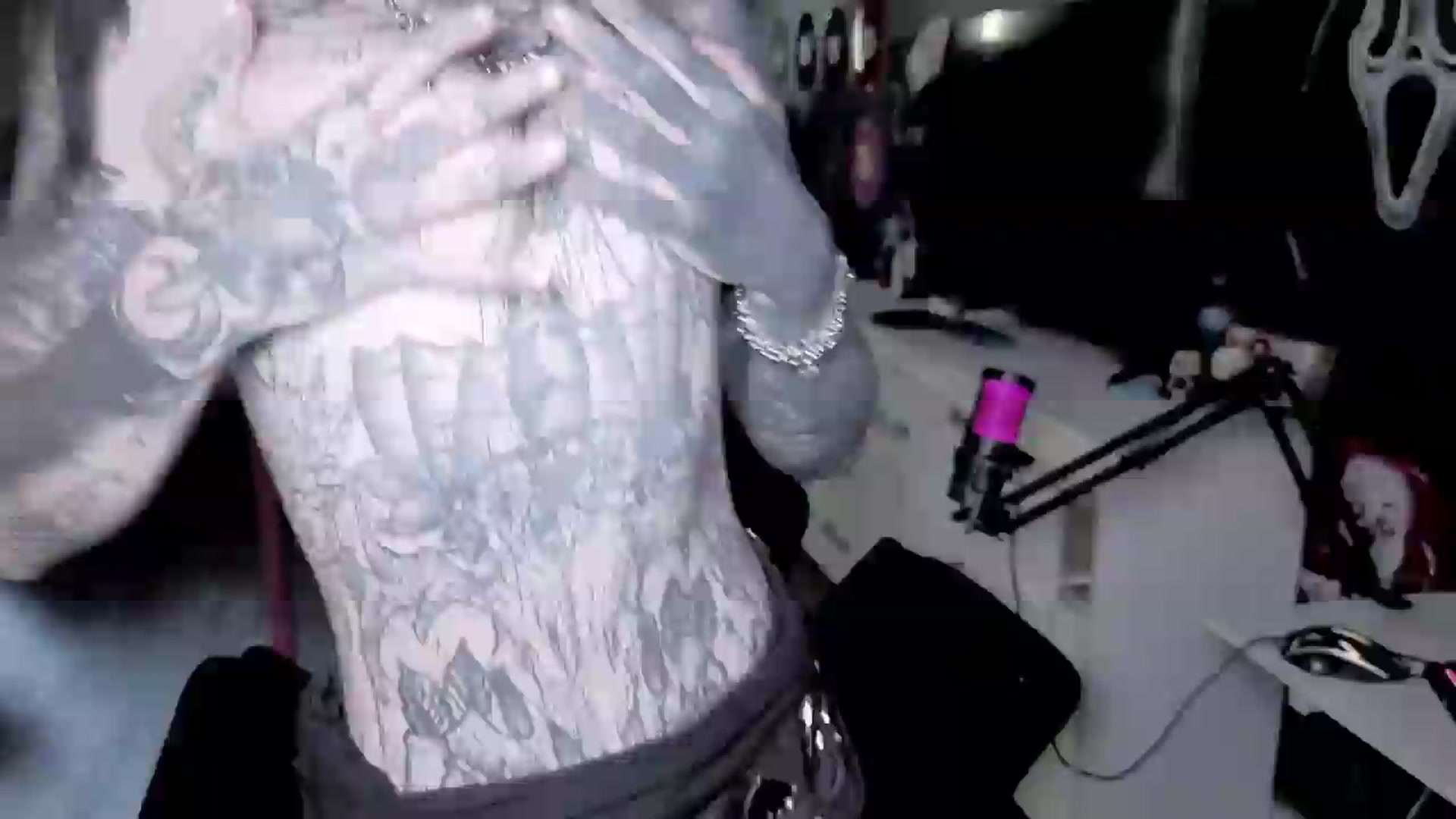 Gallery image thumbnail from Tattoobambi's myfreecams stream on, 07/11/2026, 21:18 image 7 of 20