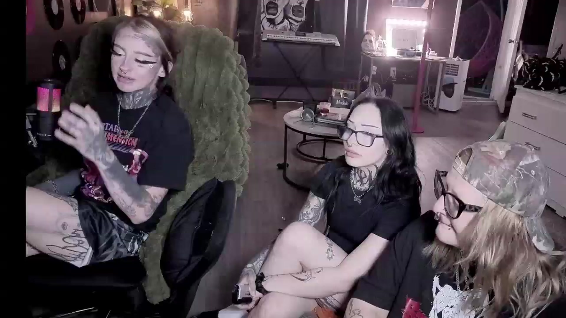 Gallery image thumbnail from Tattoobambi's myfreecams stream on, 07/24/2026, 02:54 image 6 of 20