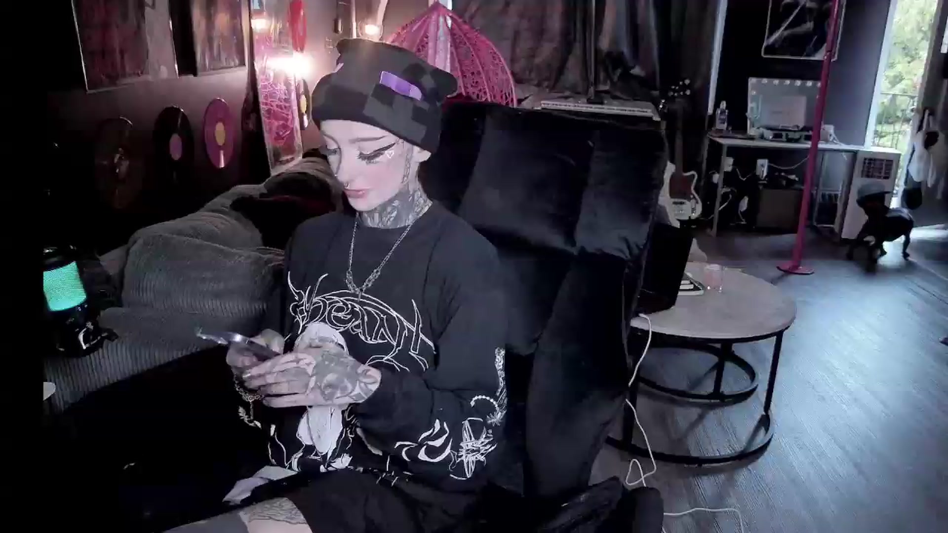 Gallery image thumbnail from Tattoobambi's myfreecams stream on, 07/27/2026, 24:04 image 20 of 20