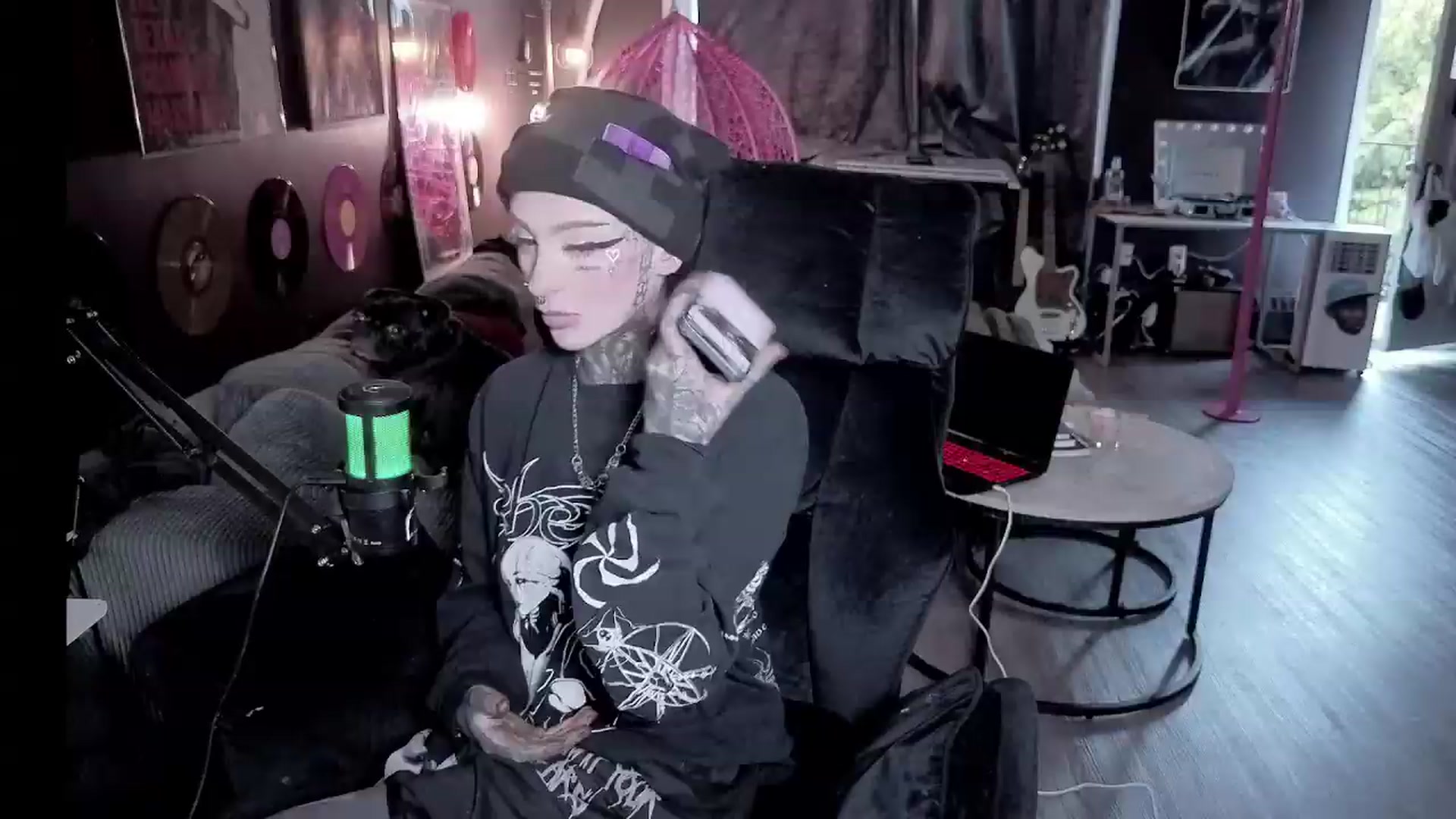Gallery image thumbnail from Tattoobambi's myfreecams stream on, 07/27/2026, 24:04 image 17 of 20